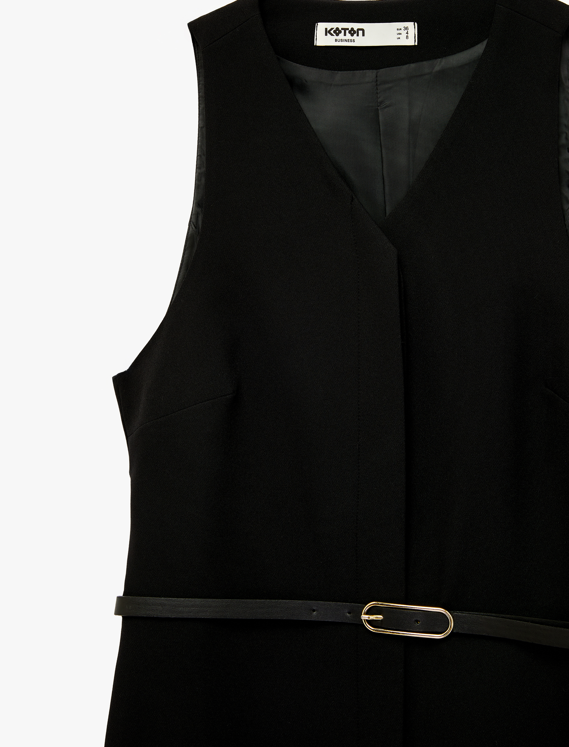   Kolsuz V Yaka Kemer Detaylı Mini Elbise