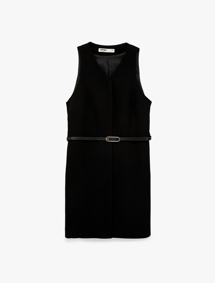  Kolsuz V Yaka Kemer Detaylı Mini Elbise