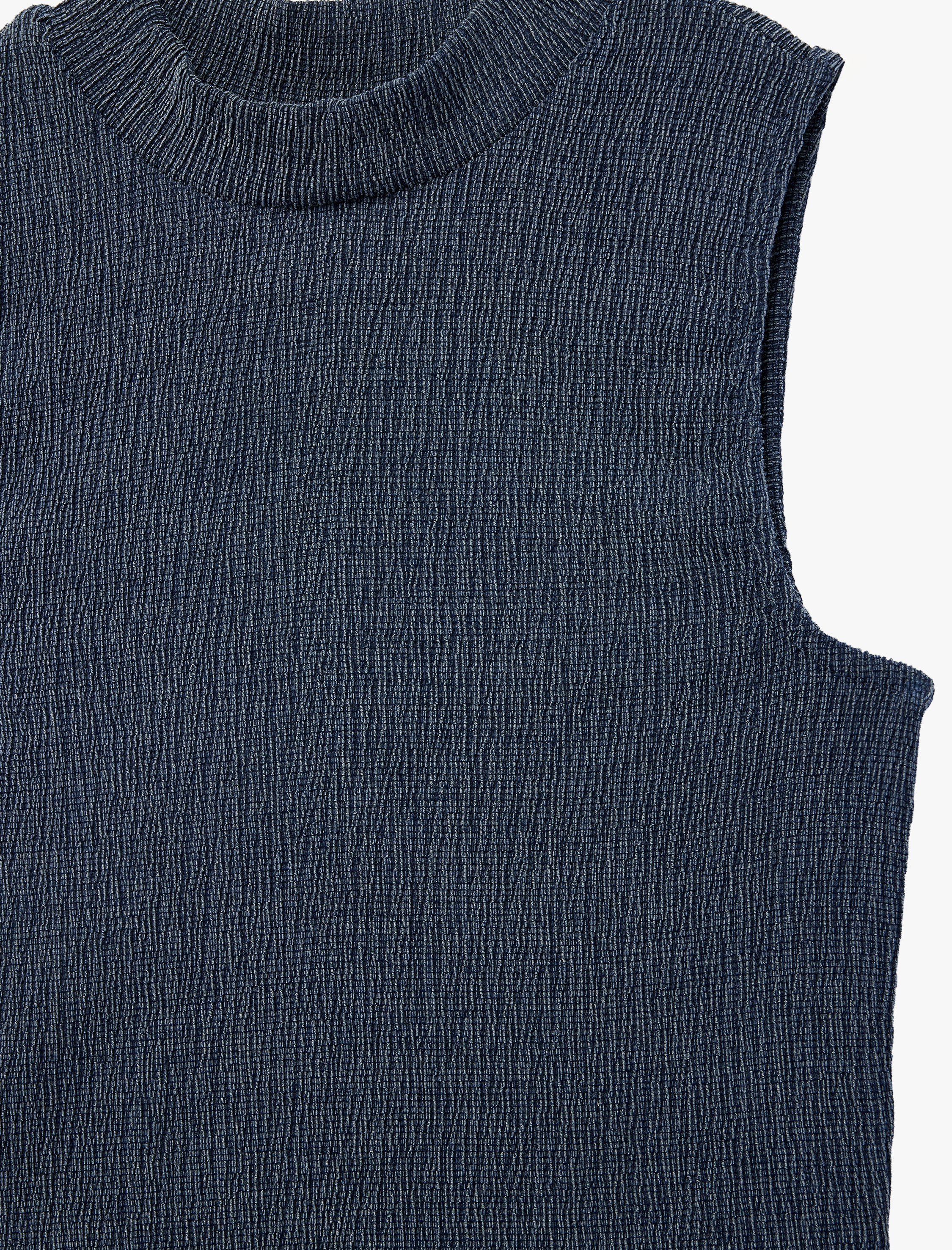   Bisiklet Yaka Slim Fit Bürümcük Kolsuz Bluz