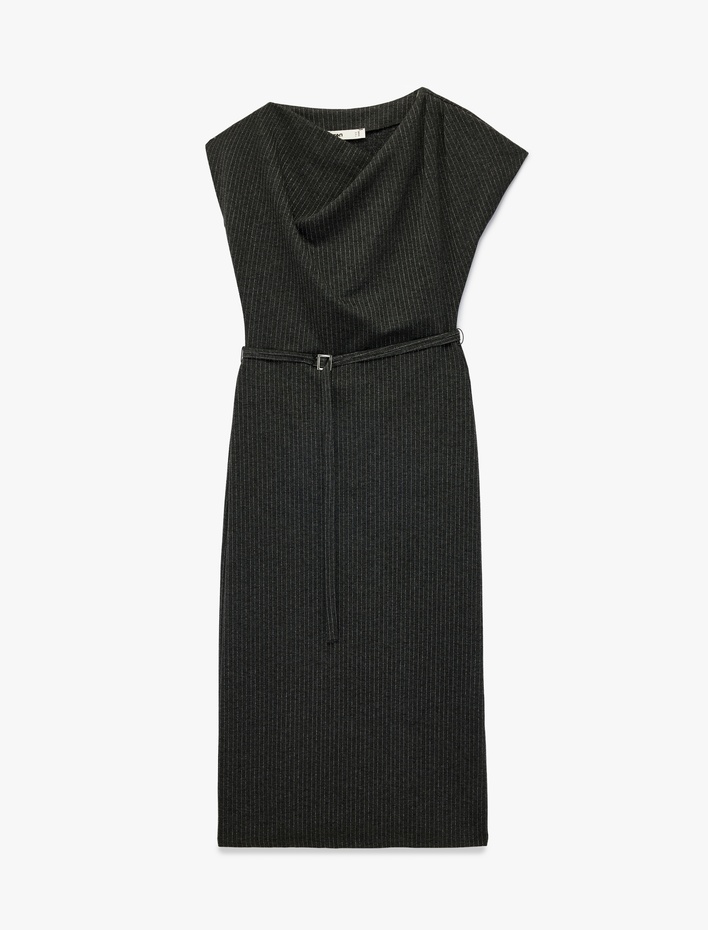  Slim Fit Parıltılı Kolsuz Kemerli Degaje Yaka Midi Elbise