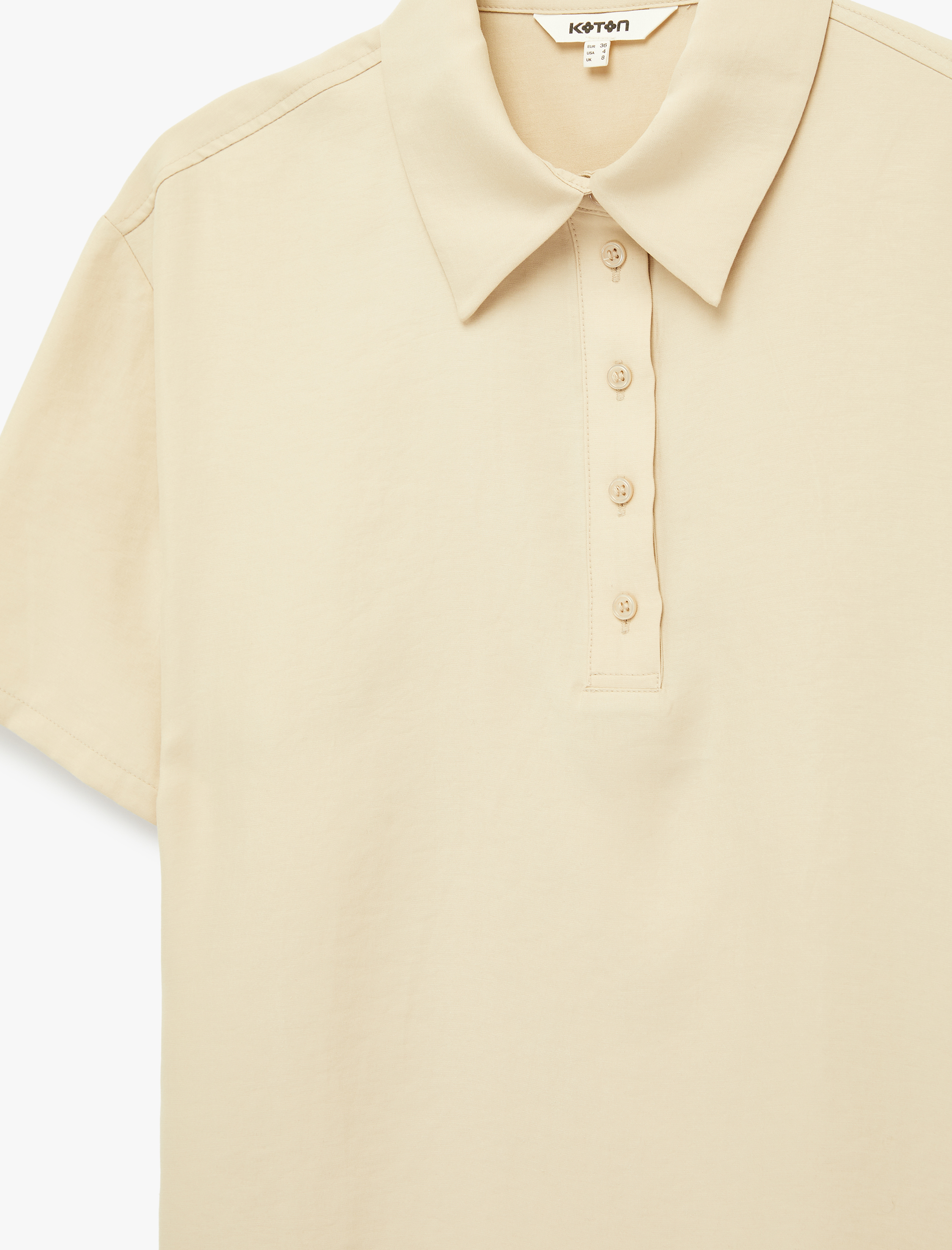   Modal Kumaş Yarım Düğmeli Kısa Kollu Polo Yaka Tişört