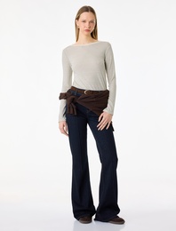 Dantel Detaylı Viskon Karışımlı Kayık Yaka Uzun Kollu Tişört