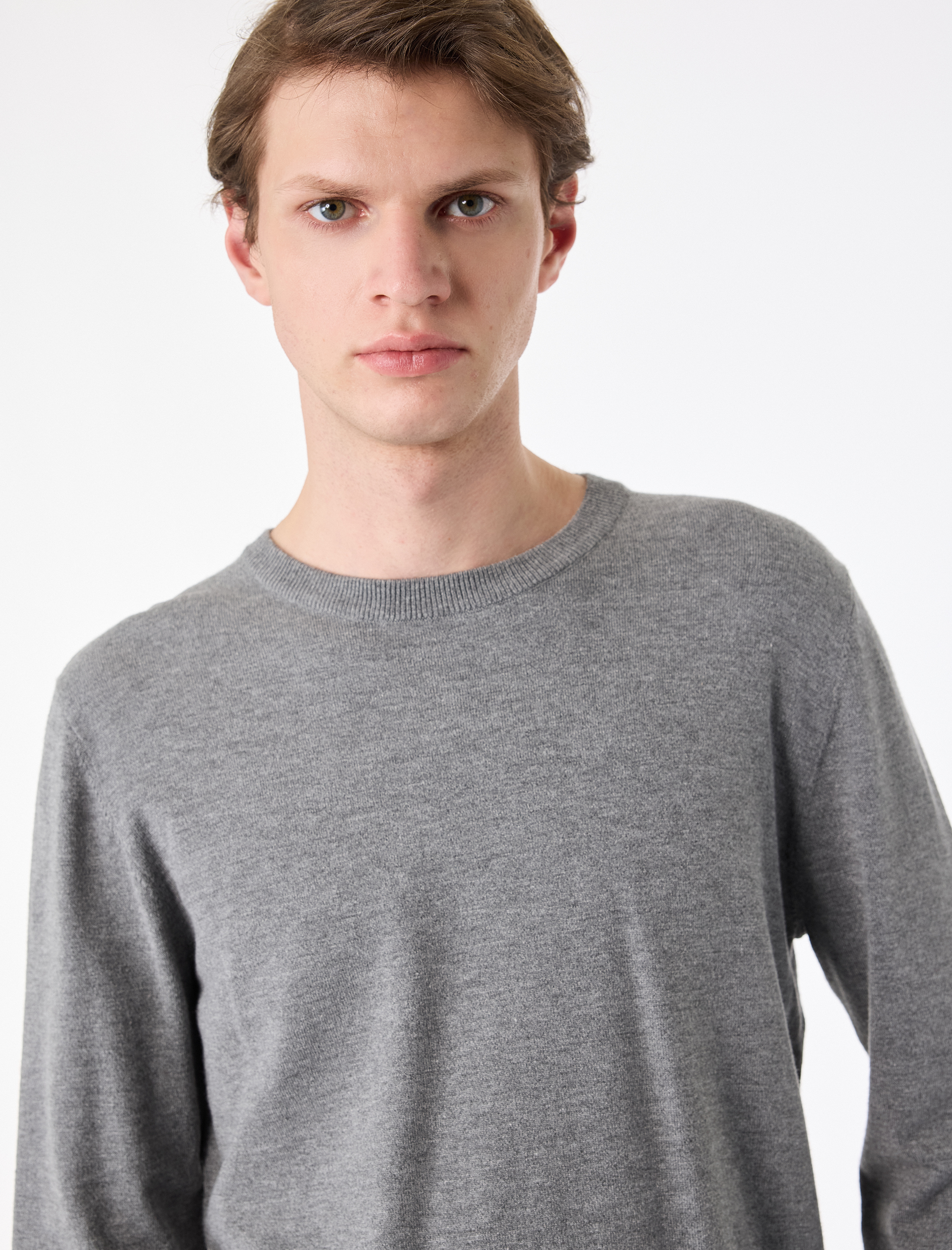   Regular Fit Uzun Kollu Bisiklet Yaka Basic Triko Kazak