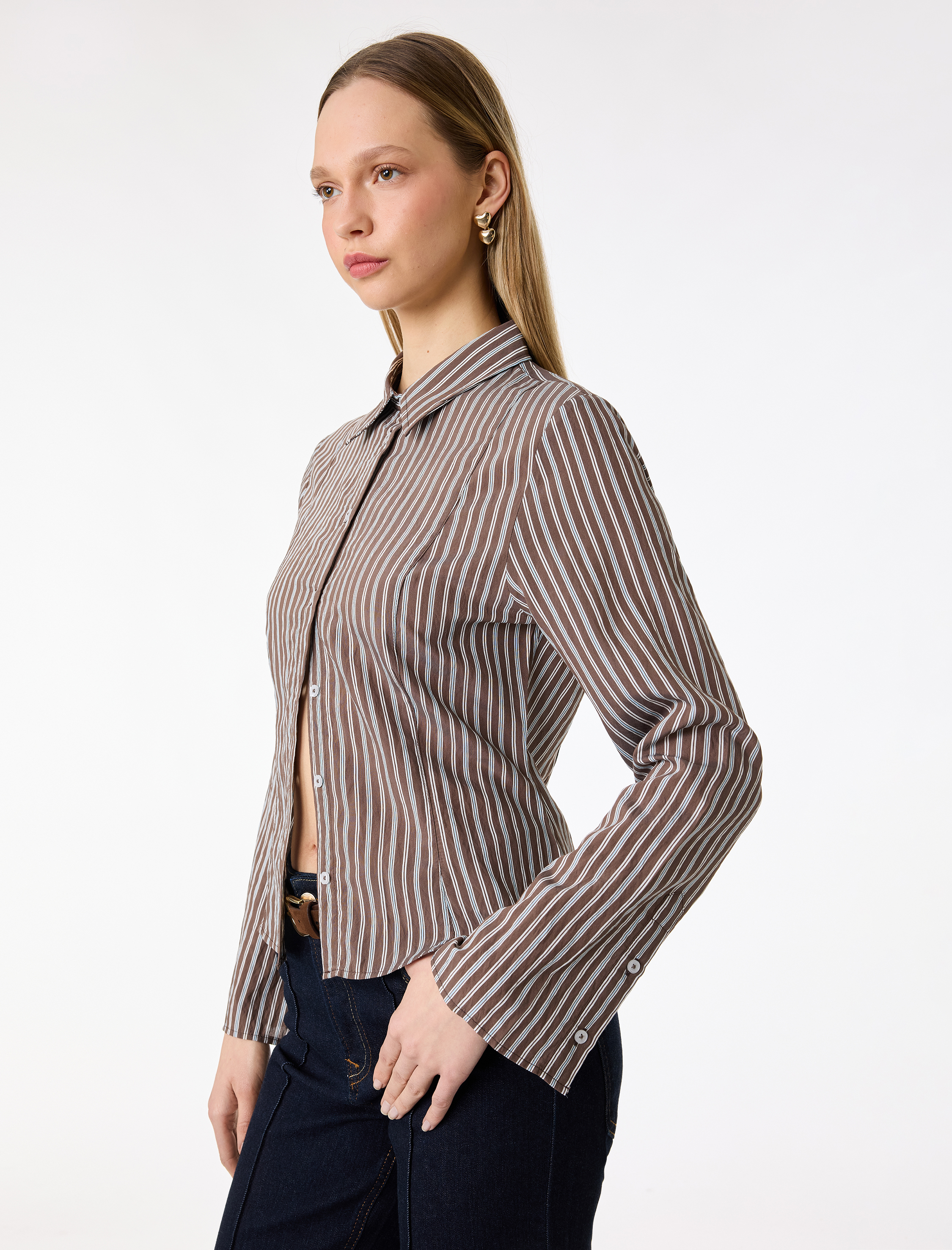   Uzun Kollu Klasik Yaka Slim Fit Viskon Çizgili Gömlek