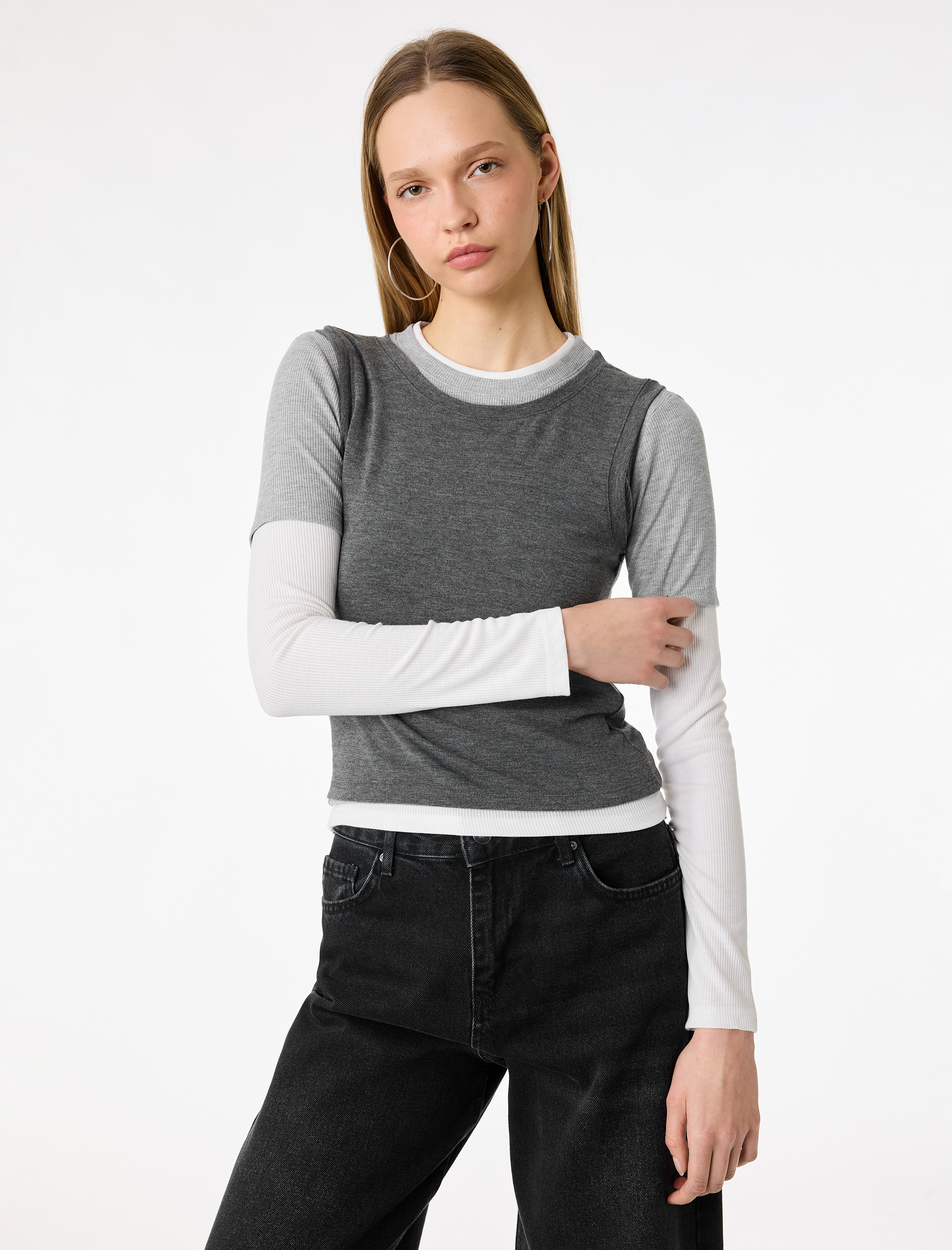   Slim Fit Uzun Kollu Renk Bloklu Bisiklet Yaka Tişört