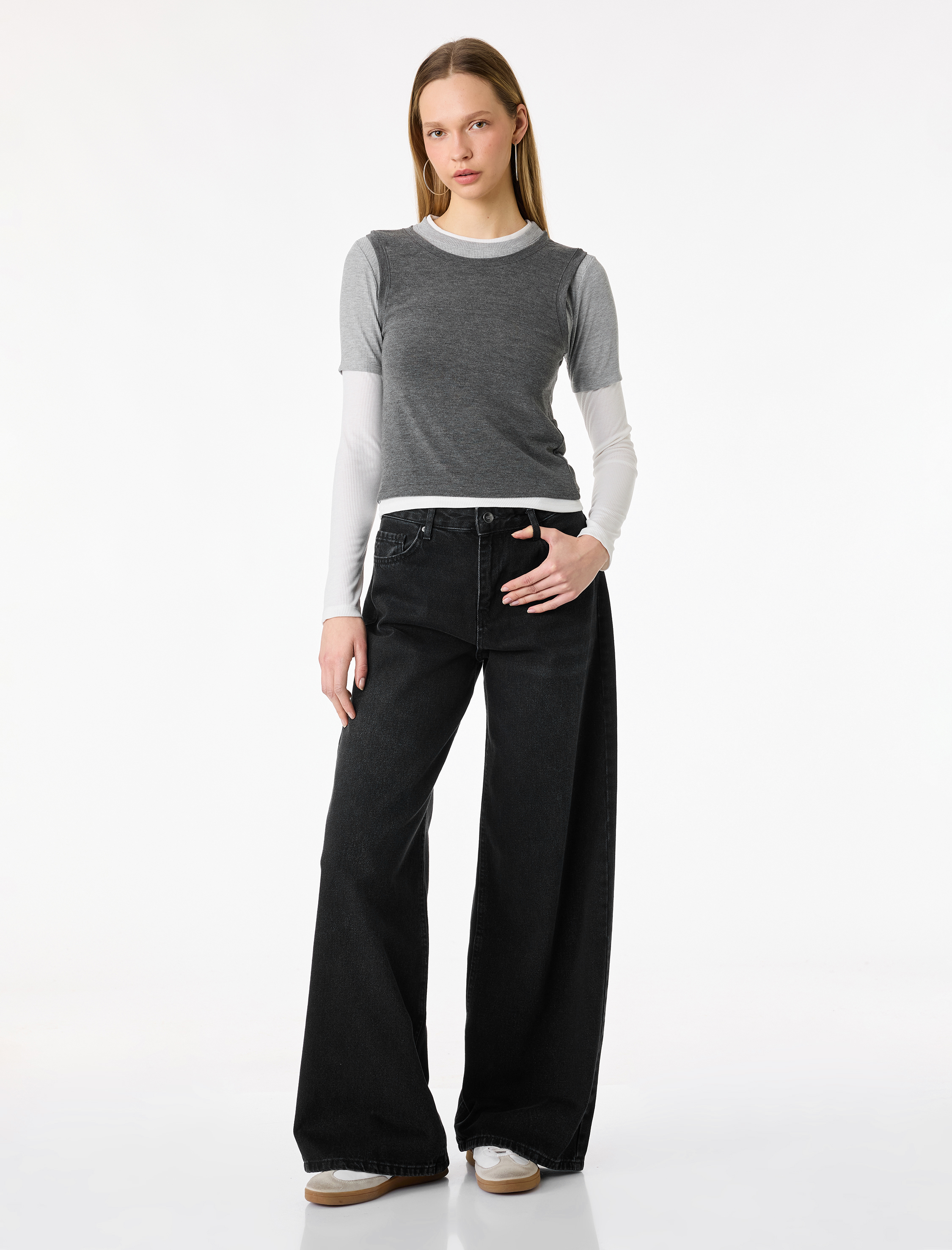   Slim Fit Uzun Kollu Renk Bloklu Bisiklet Yaka Tişört