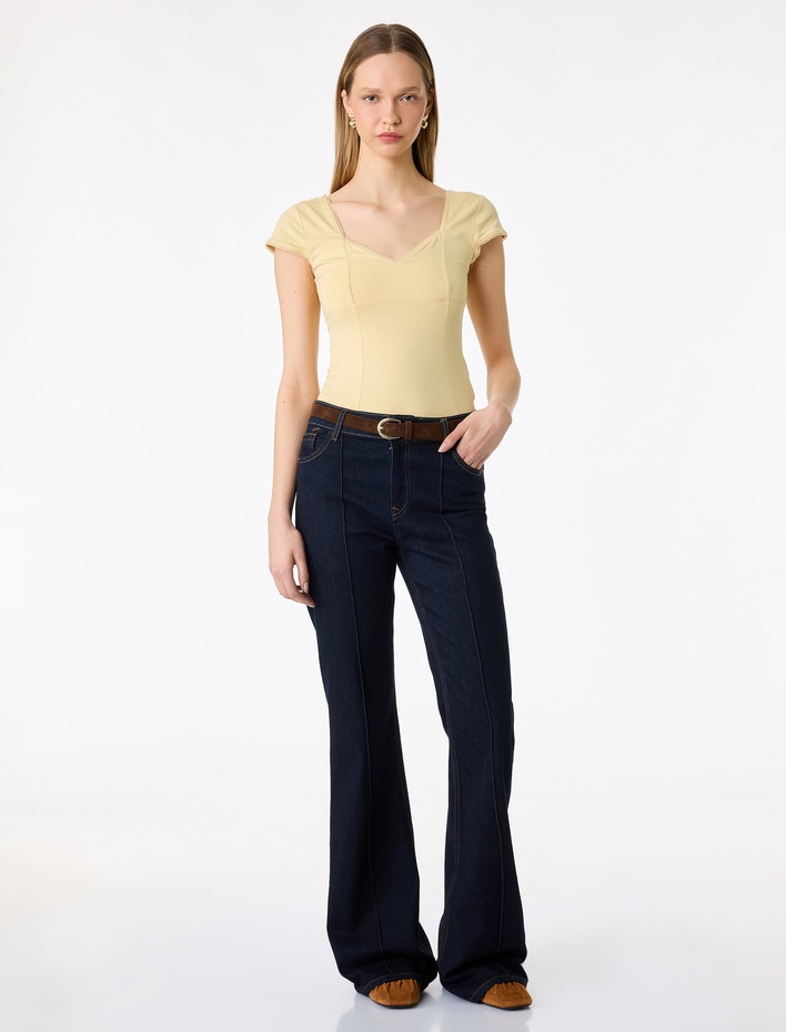  Slim Fit Kısa Kollu V Yaka Viskon Tişört