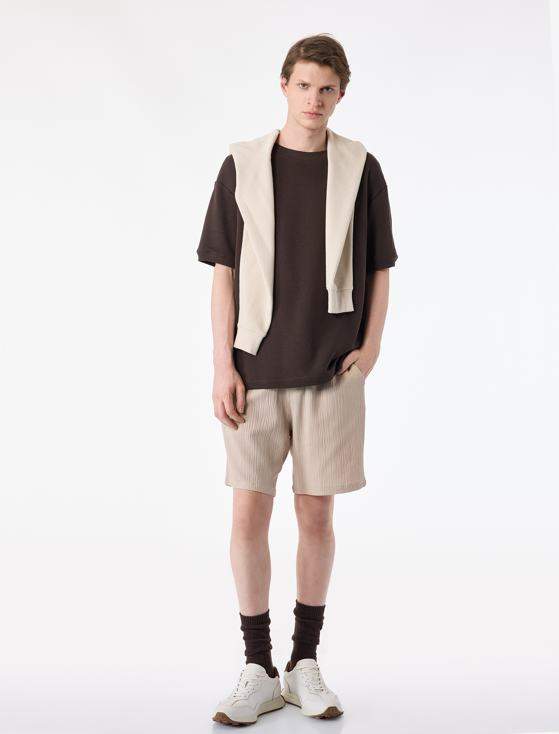   Bermuda Cepli Dokulu Beli Bağcıklı Şort