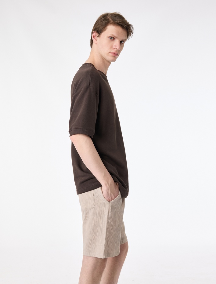  Bermuda Cepli Dokulu Beli Bağcıklı Şort