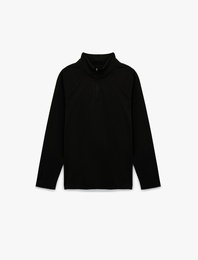 Dik Yaka Yarım Fermuarlı Uzun Kollu Spor Tişört