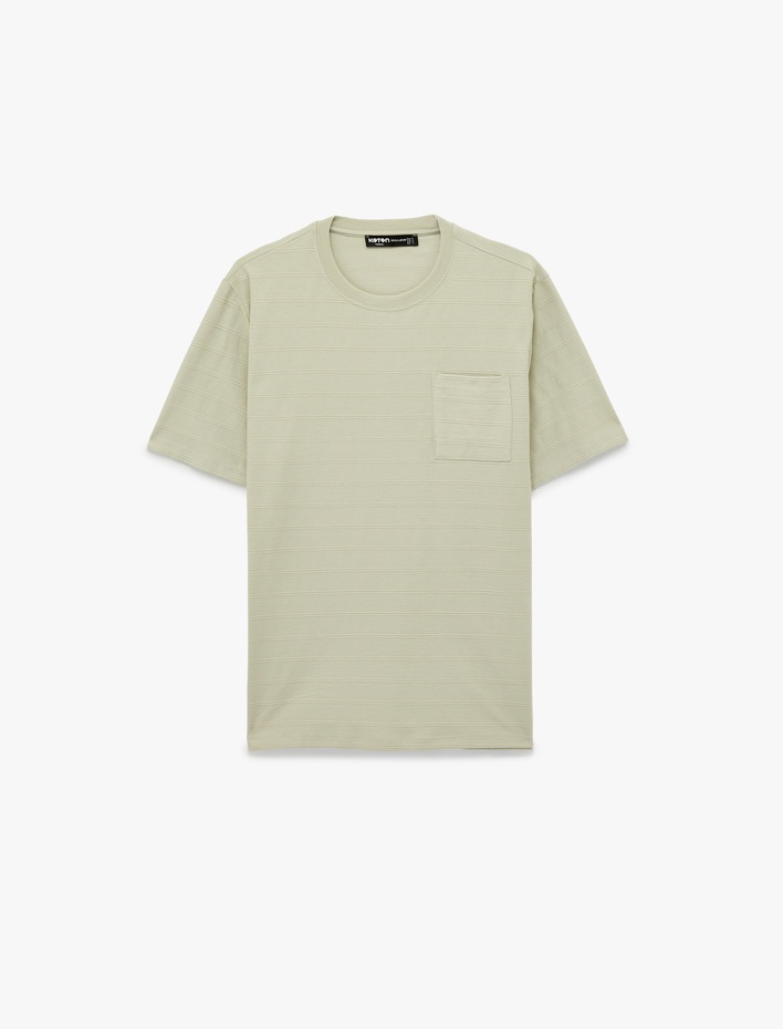  Regular Fit Kısa Kollu Cepli Dokulu Pamuklu Bisiklet Yaka Tişört