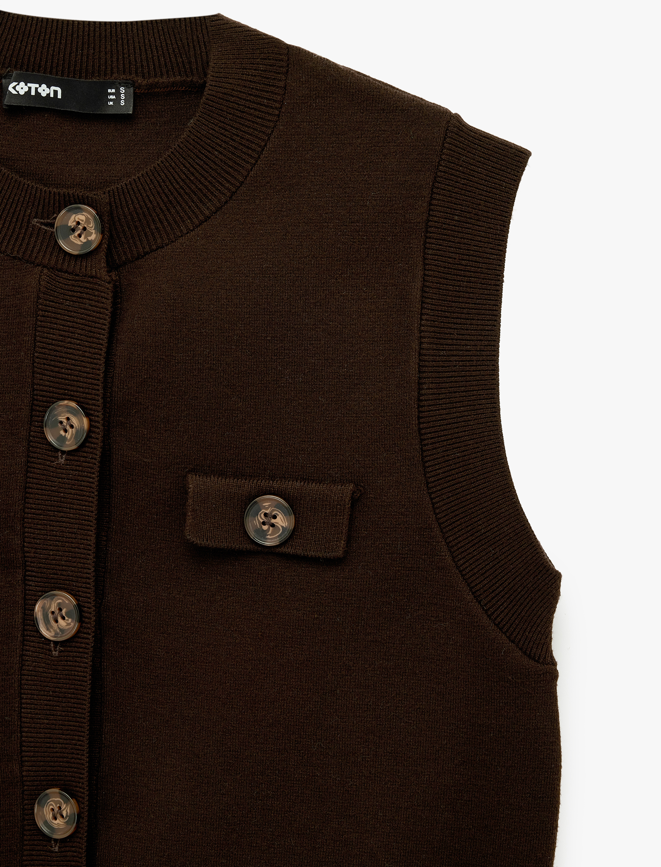   Düğmeli Aplike Detaylı Bisiklet Yaka Triko Yelek