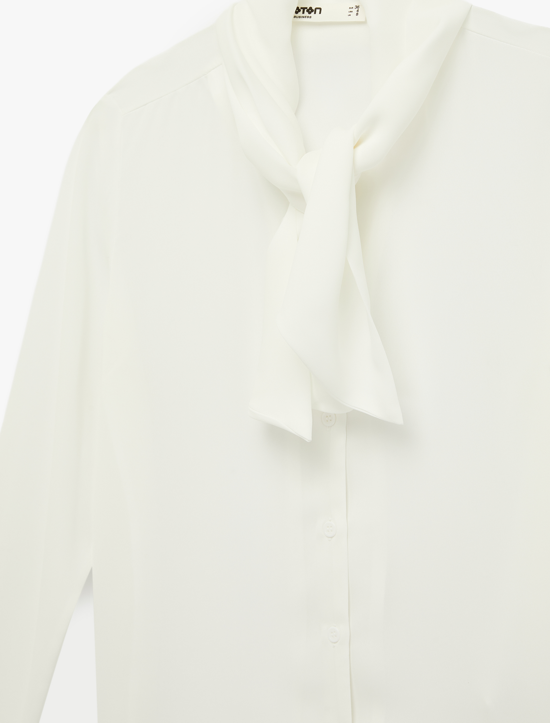   Regular Fit Fular Yaka Uzun Kollu Gömlek