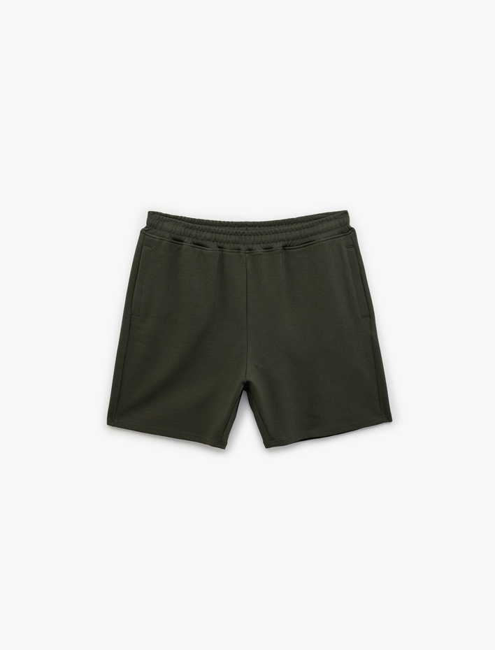  Pamuklu Rahat Kalıp Cepli Beli Lastikli Spor Şort