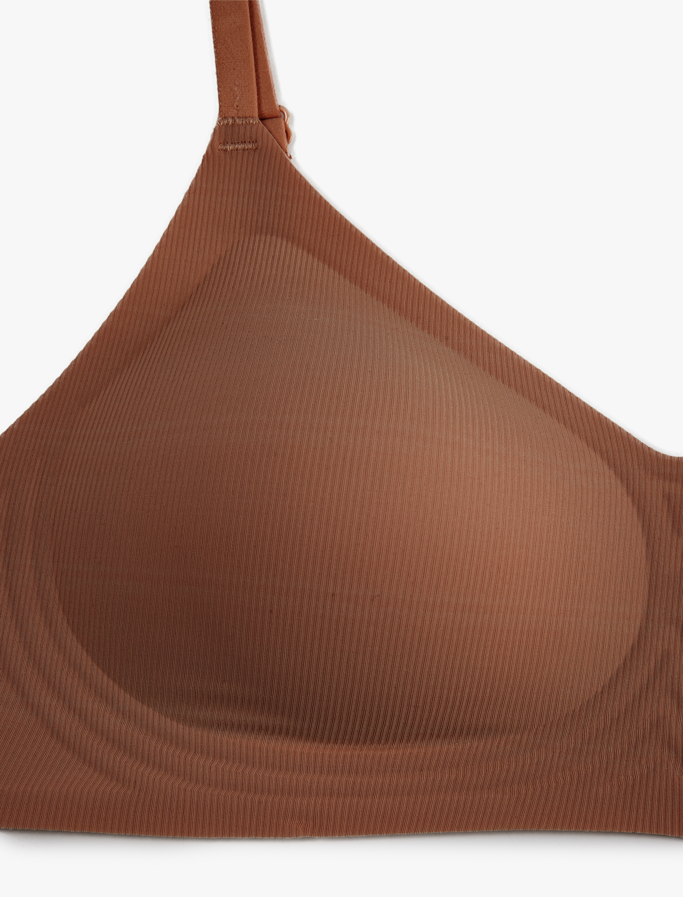   Rahat Kalıp Dokulu Balensiz Lazer Kesim Sütyen