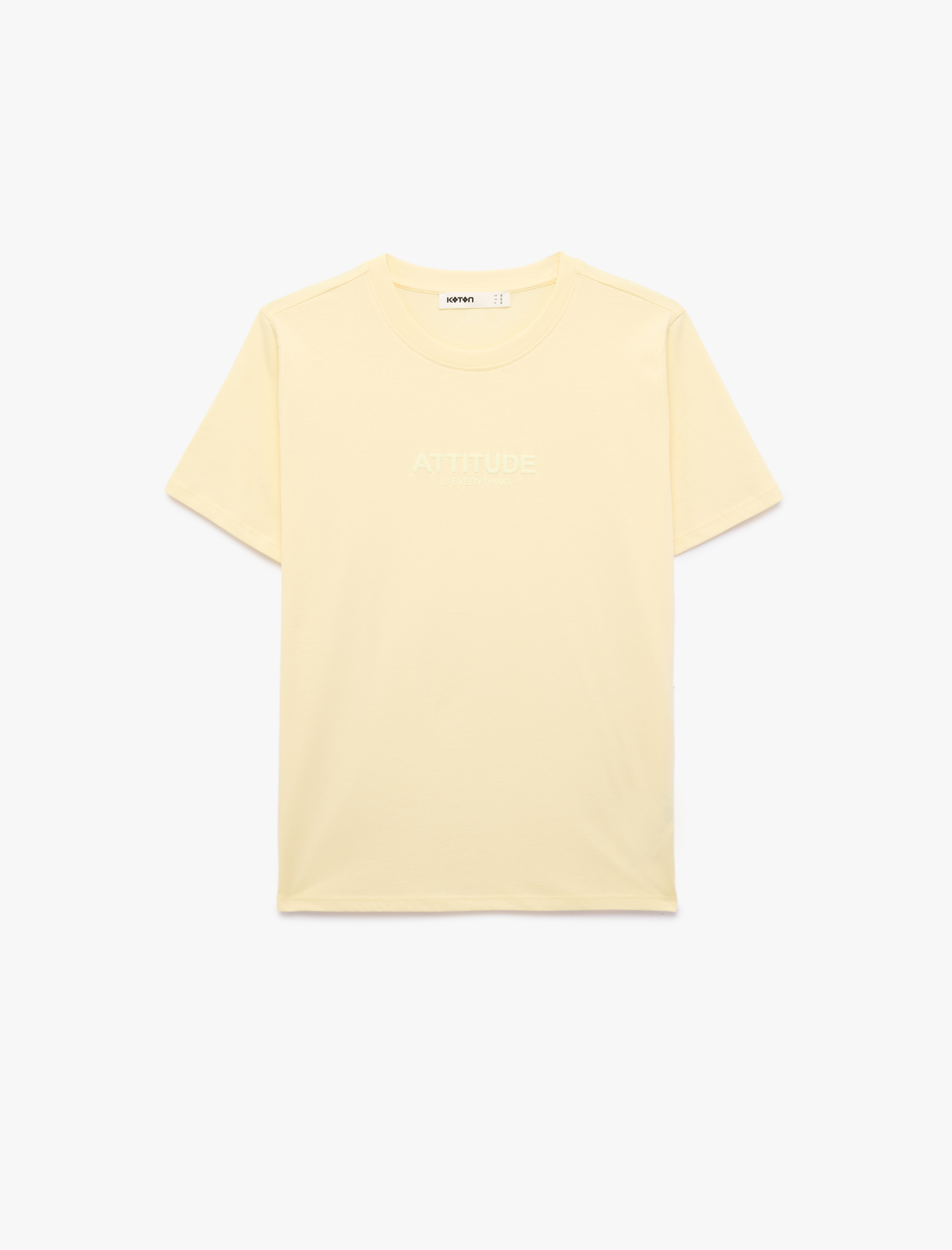   Pamuklu Kısa Kollu Bisiklet Yaka Kabartma Baskı Detaylı Tişört