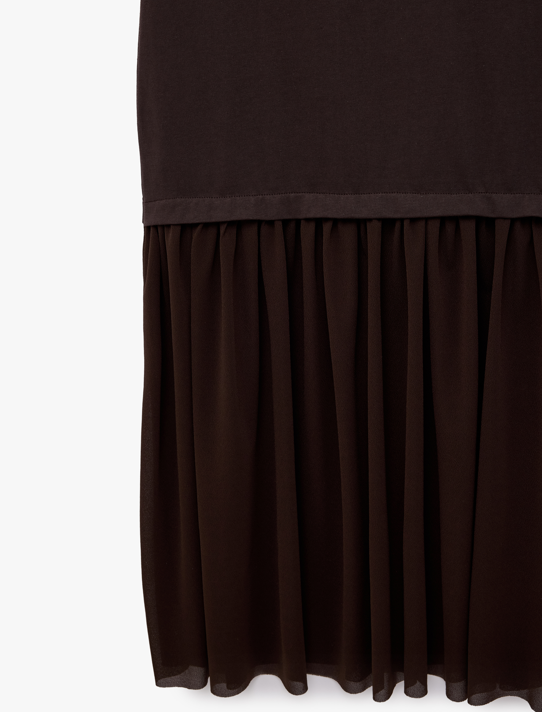   İki Farklı Kumaş Kullanımlı Tül Detaylı Kolsuz Yuvarlak Kayık Yaka Midi Elbise