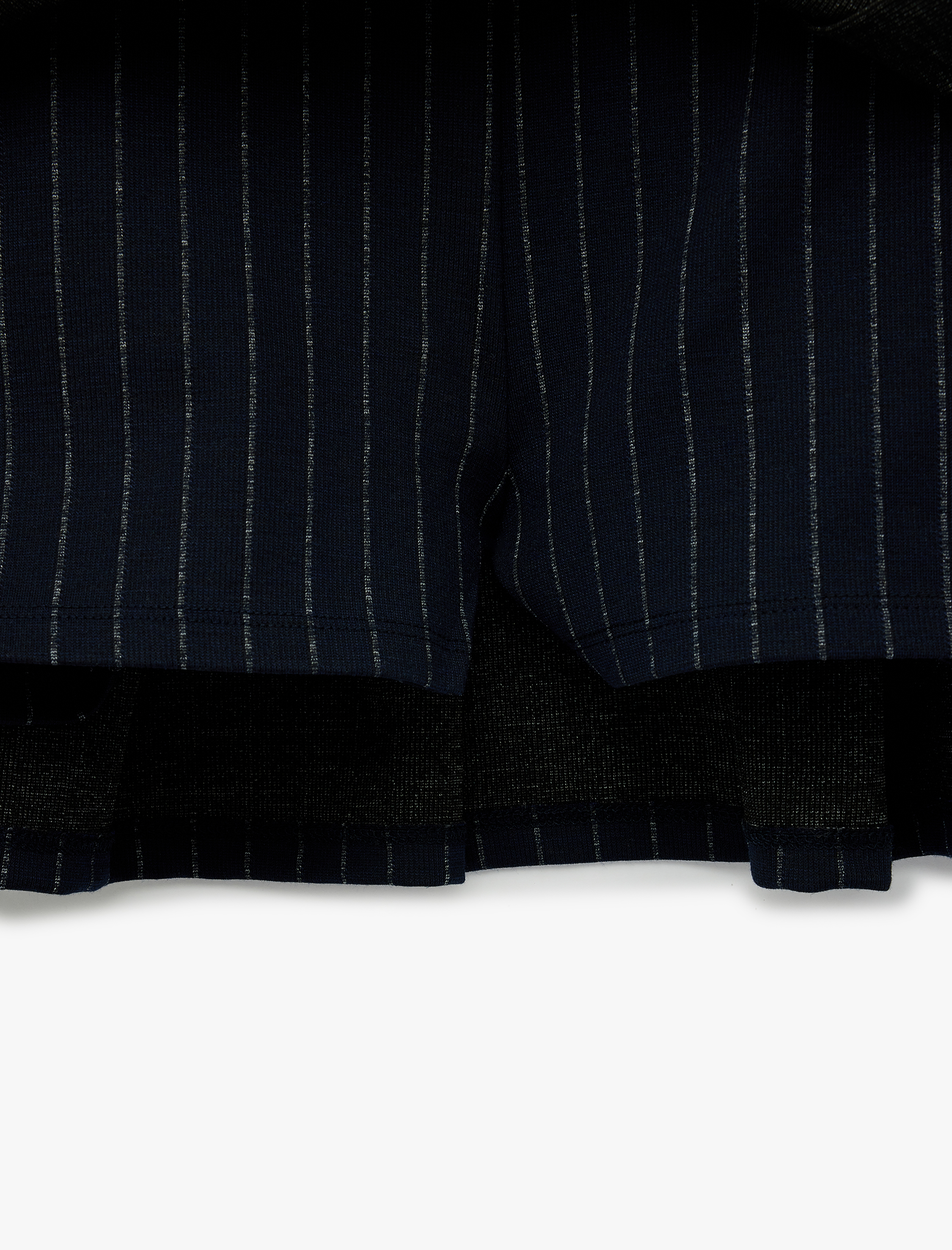   Viskon Karışımlı Pileli Beli Bağcıklı Mini Şort Etek