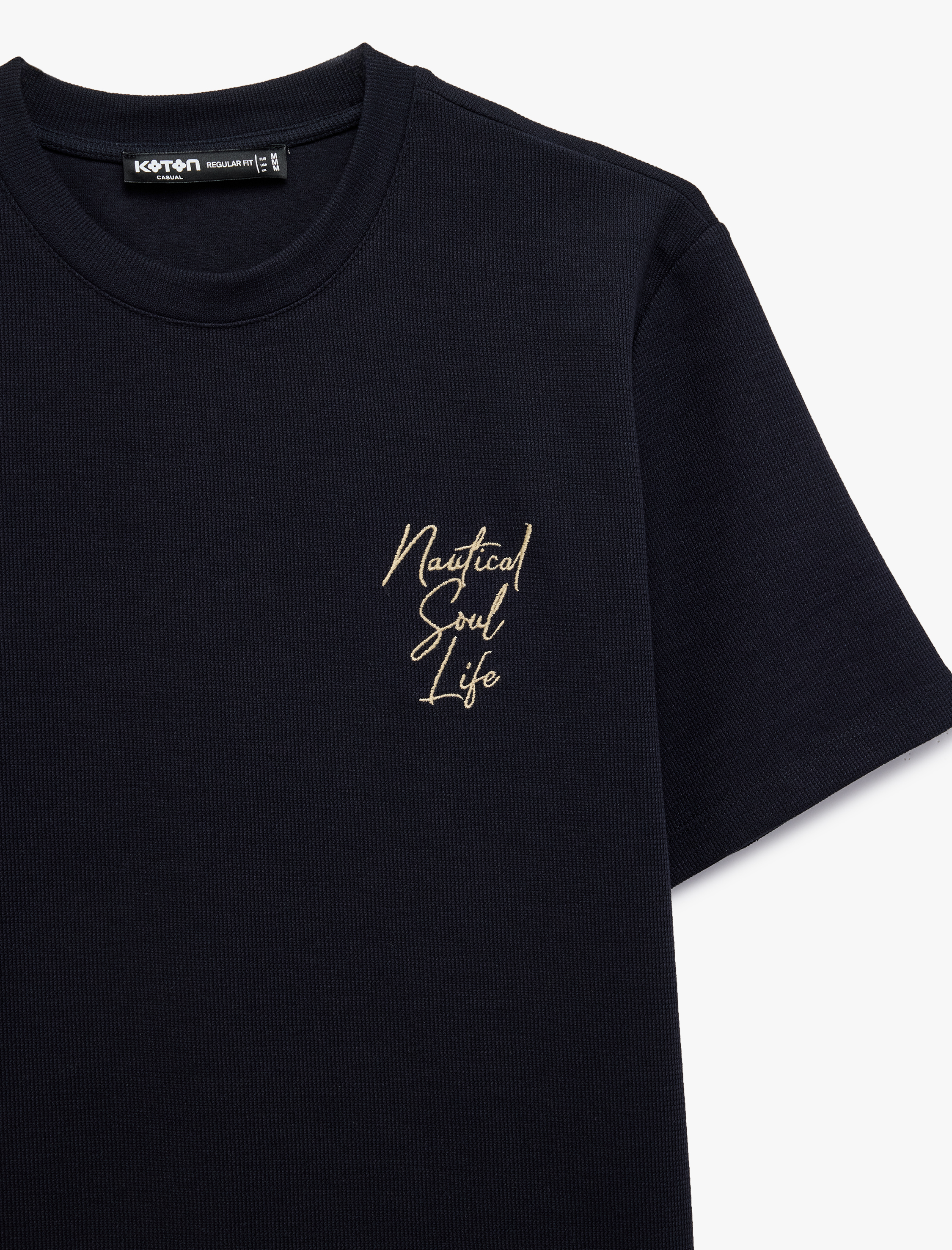   Regular Fit Kısa Kollu Nakışlı Bisiklet Yaka Tişört