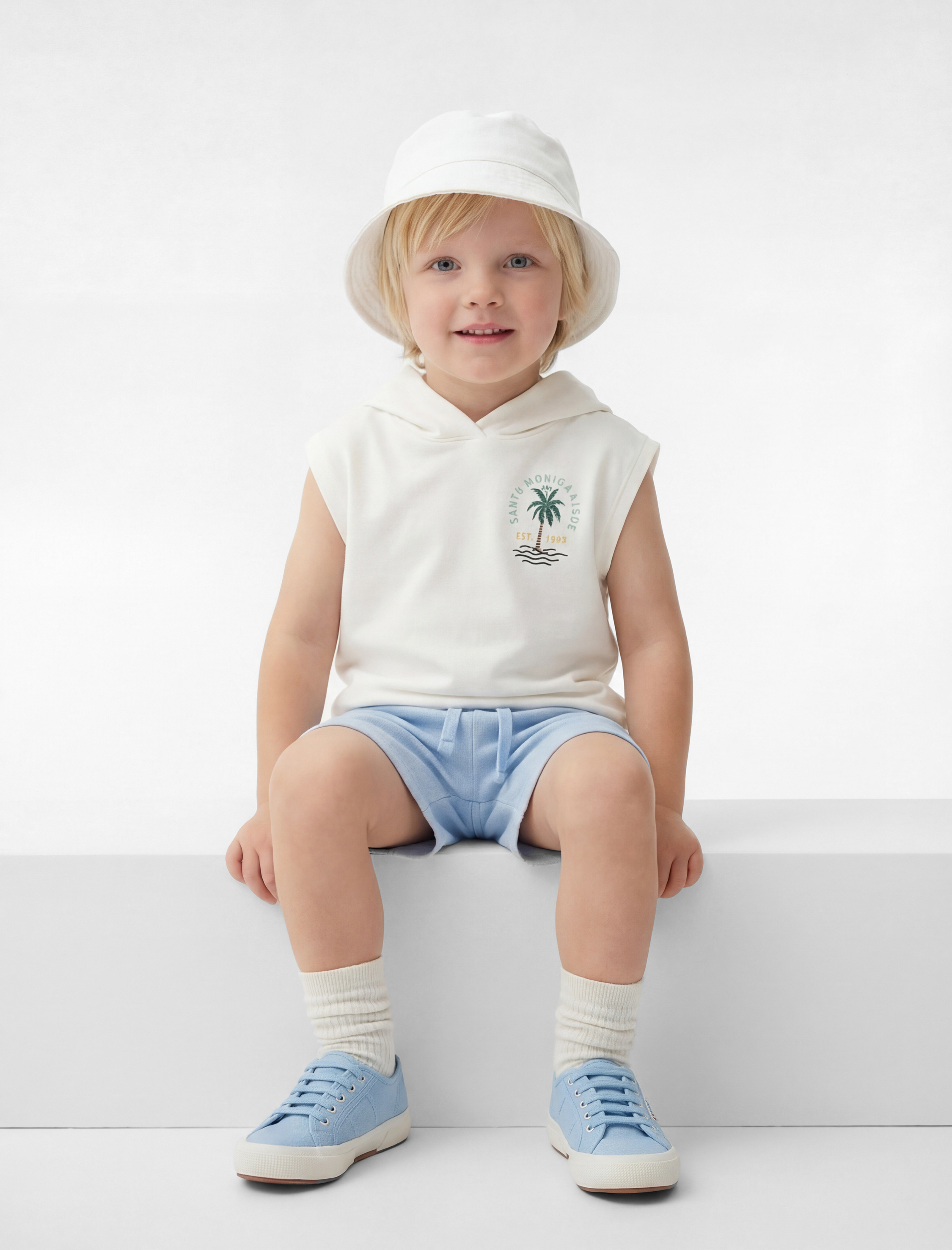  Erkek Bebek Pamuklu Kolsuz Kapşonlu 2'li Baskılı Üst ve Şort Seti