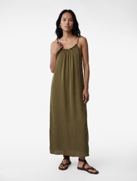 Aerobin Kumaş Yırtmaç Detaylı İnce Askılı Saten Midi Elbise