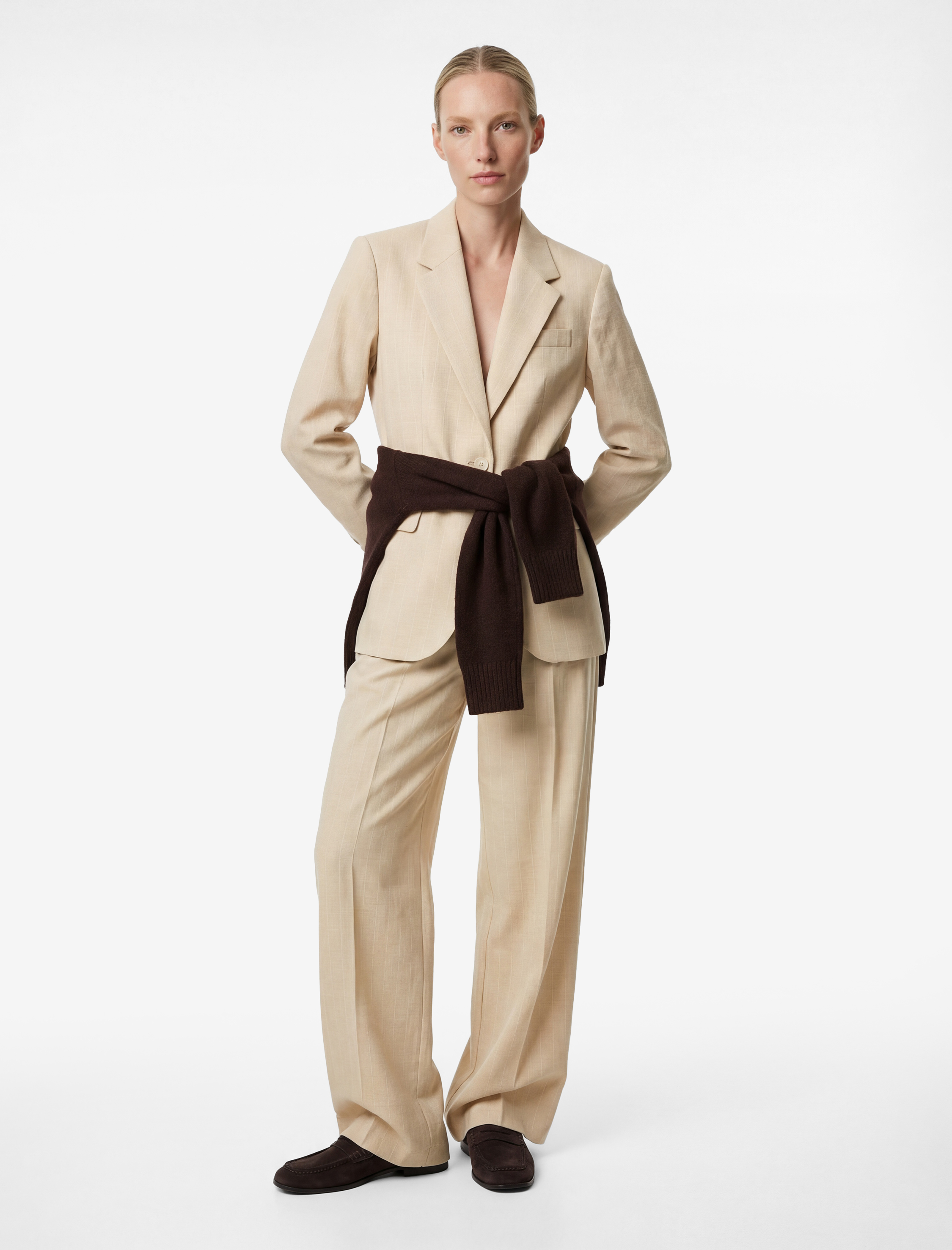   Geniş Yaka Düğmeli Cep Detaylı Blazer Ceket