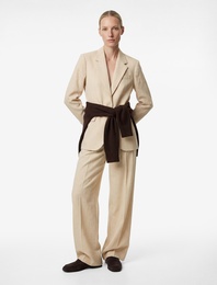 Geniş Yaka Düğmeli Cep Detaylı Blazer Ceket