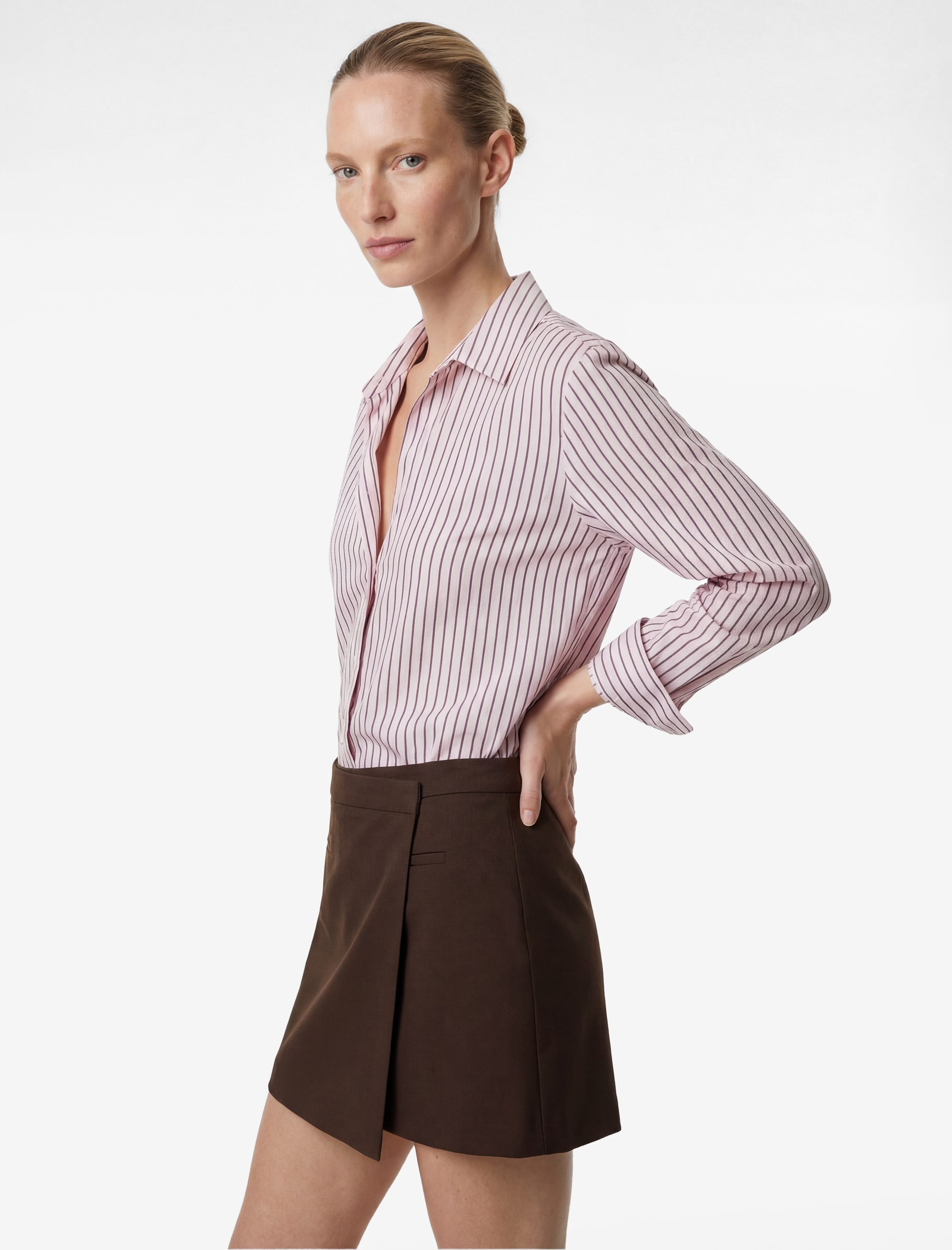   Yüksek Bel Cep Detaylı Viskon Karışımlı Mini Şort Etek