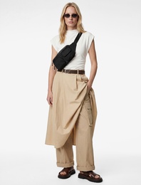 Pamuklu Drapeli Kap Kol Dik Yaka Tişört