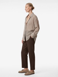 Rahat Kalıp Uzun Kollu Klasik Yaka Düğmeli Viskon Gömlek