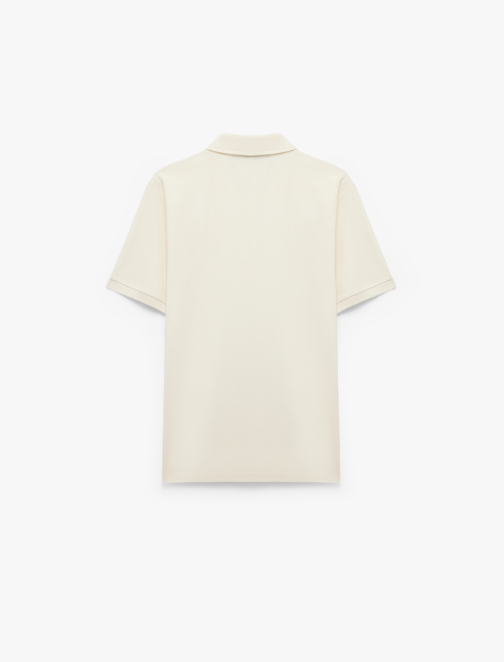  Pamuklu Regular Fit Kısa Kollu Düğmeli Polo Yaka Tişört