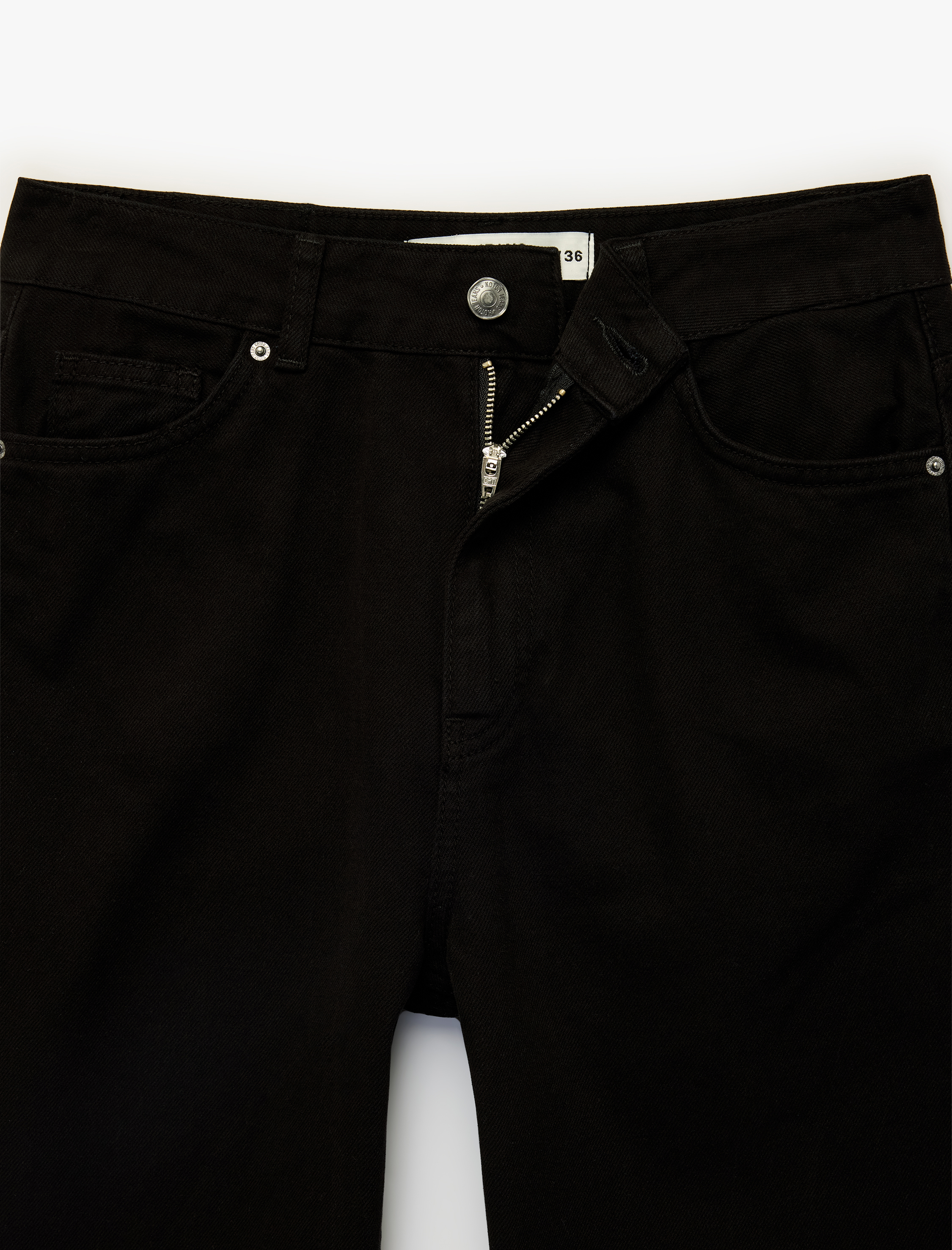   Yüksek Bel Cepli Düğmeli Pamuklu Düz Paça Denim Pantolon - Mom Slim Jean