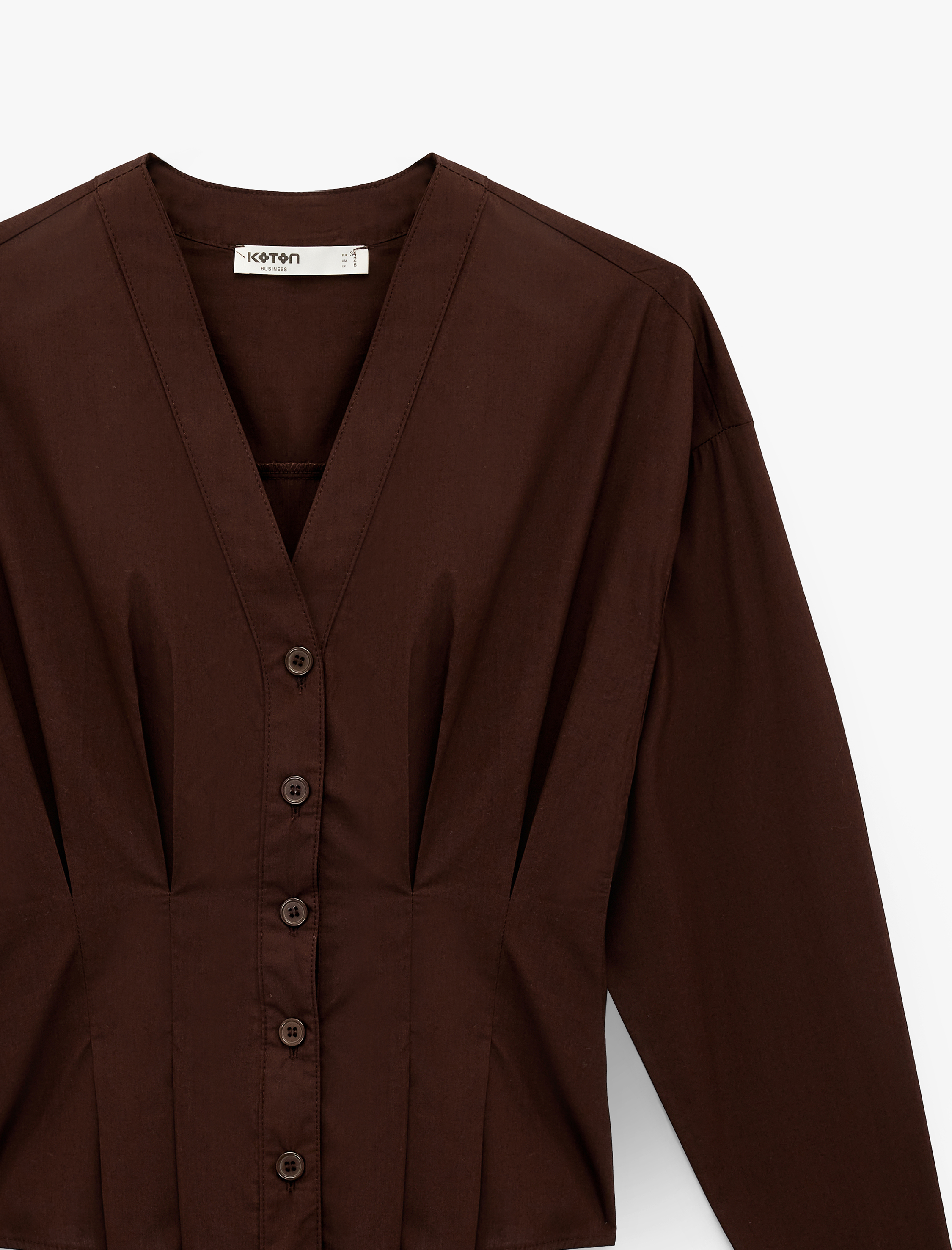   Pamuklu Uzun Kollu Düğmeli V Yaka Gömlek