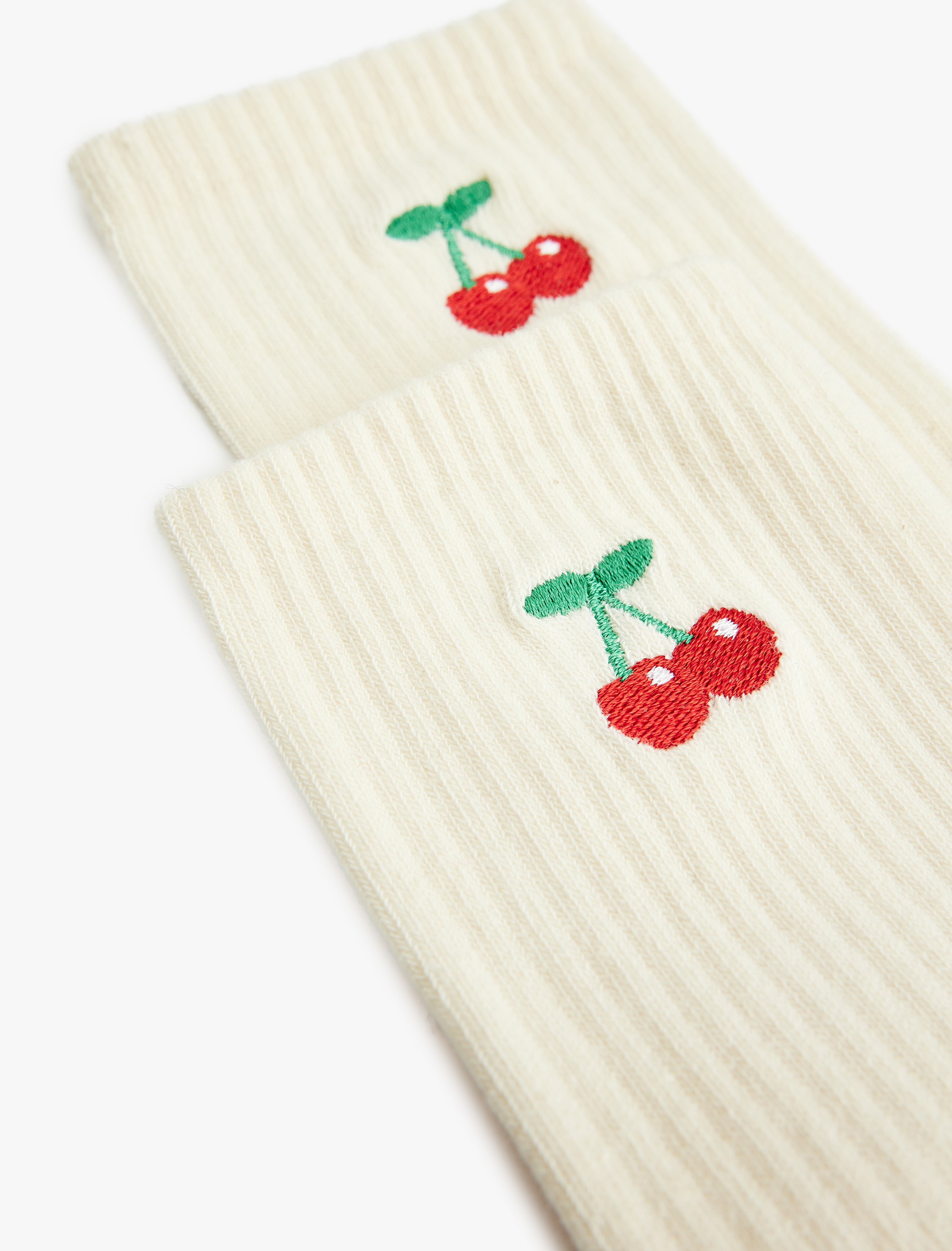  Kadın Kiraz İşlemeli Pamuklu Soket Çorap