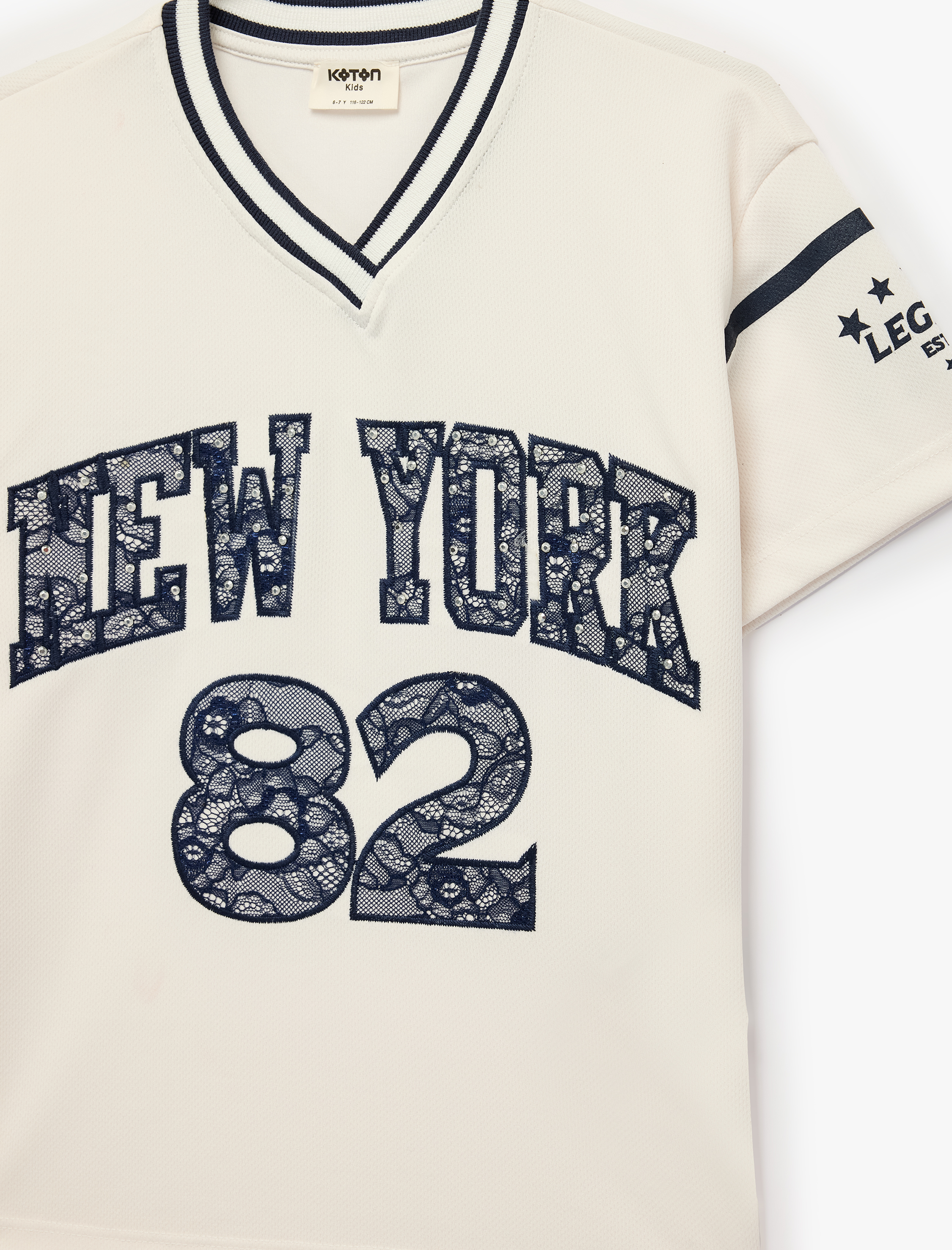  Kız Çocuk V Yaka Kısa Kollu Taş Detaylı Baskılı Tişört