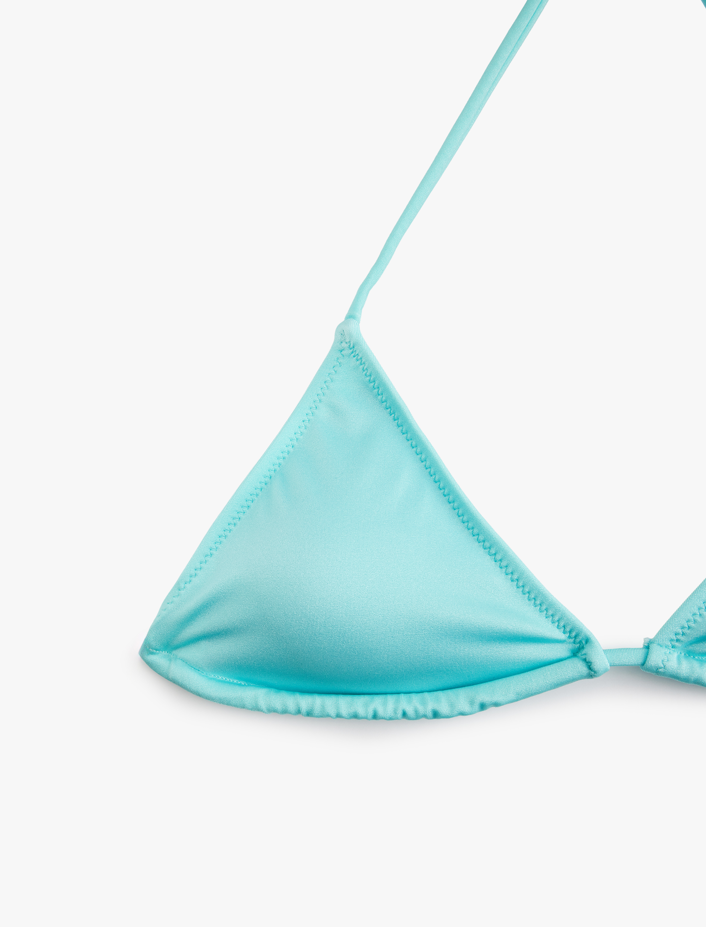   Boyundan Bağlamalı Üçgen Bikini Üstü