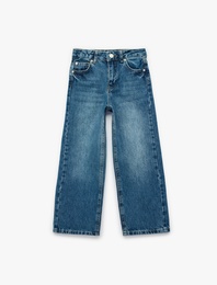 Pamuklu Yıldız Detaylı Cepli Geniş Paça Denim Pantolon