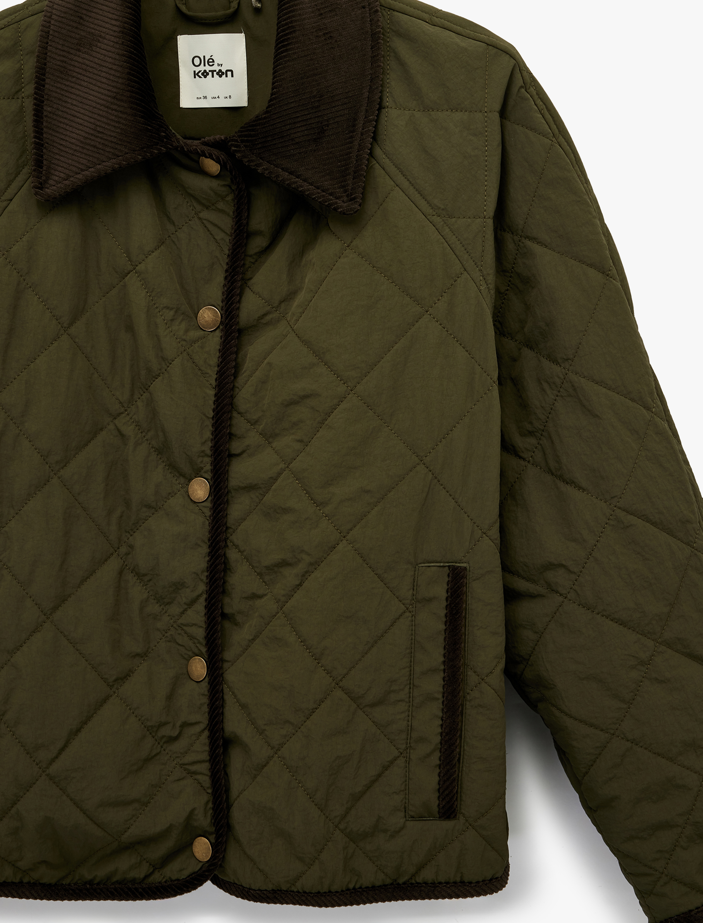   Çıtçıt Düğmeli Cep Detaylı Uzun Kollu Klasik Yaka Kapitone Ceket