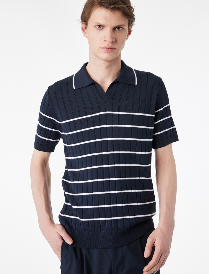  Viskon Polo Yaka Çizgili Dokulu Kısa Kollu Triko Tişört