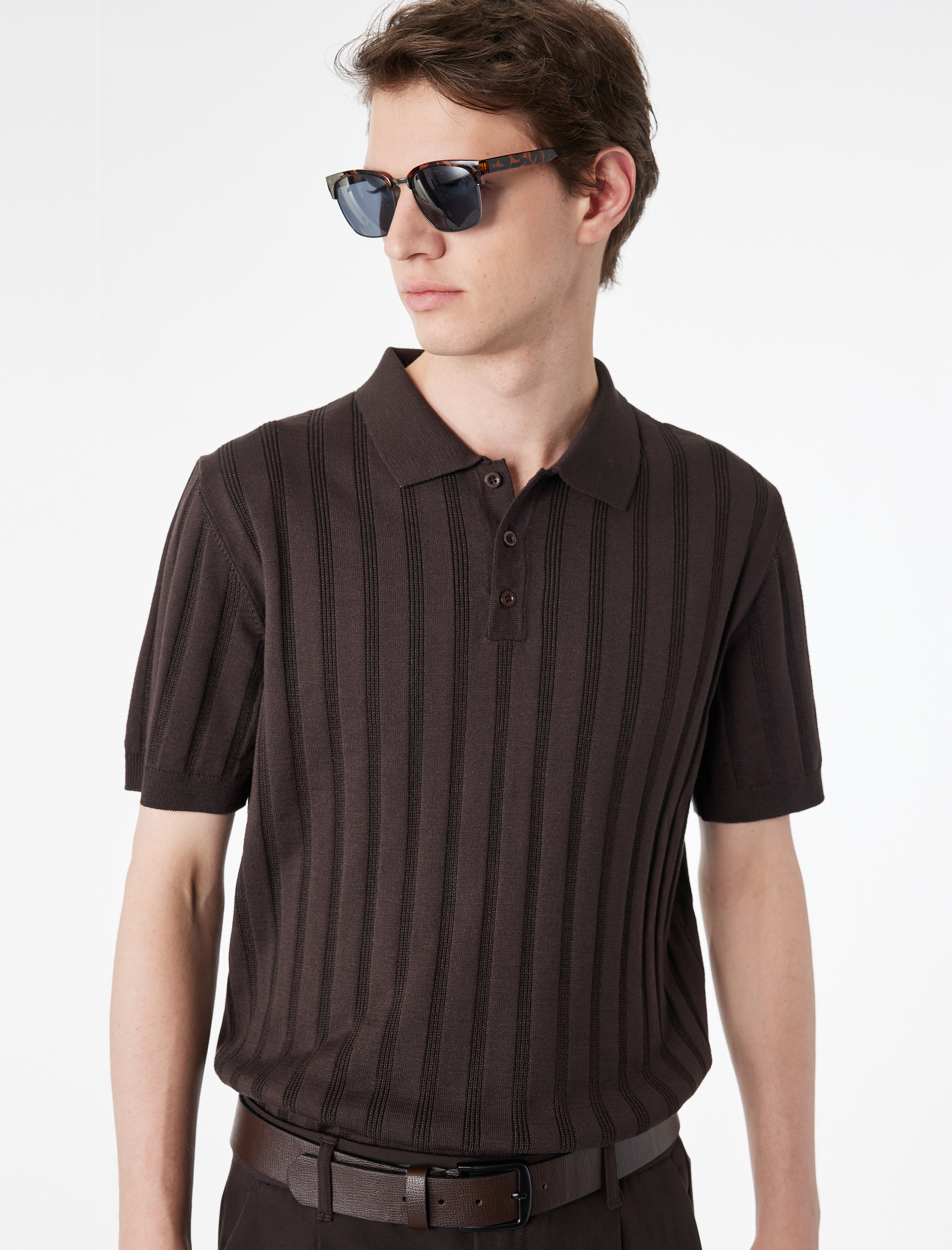   Regular Fit Kısa Kollu Dokulu Düğmeli Polo Yaka Triko Tişört