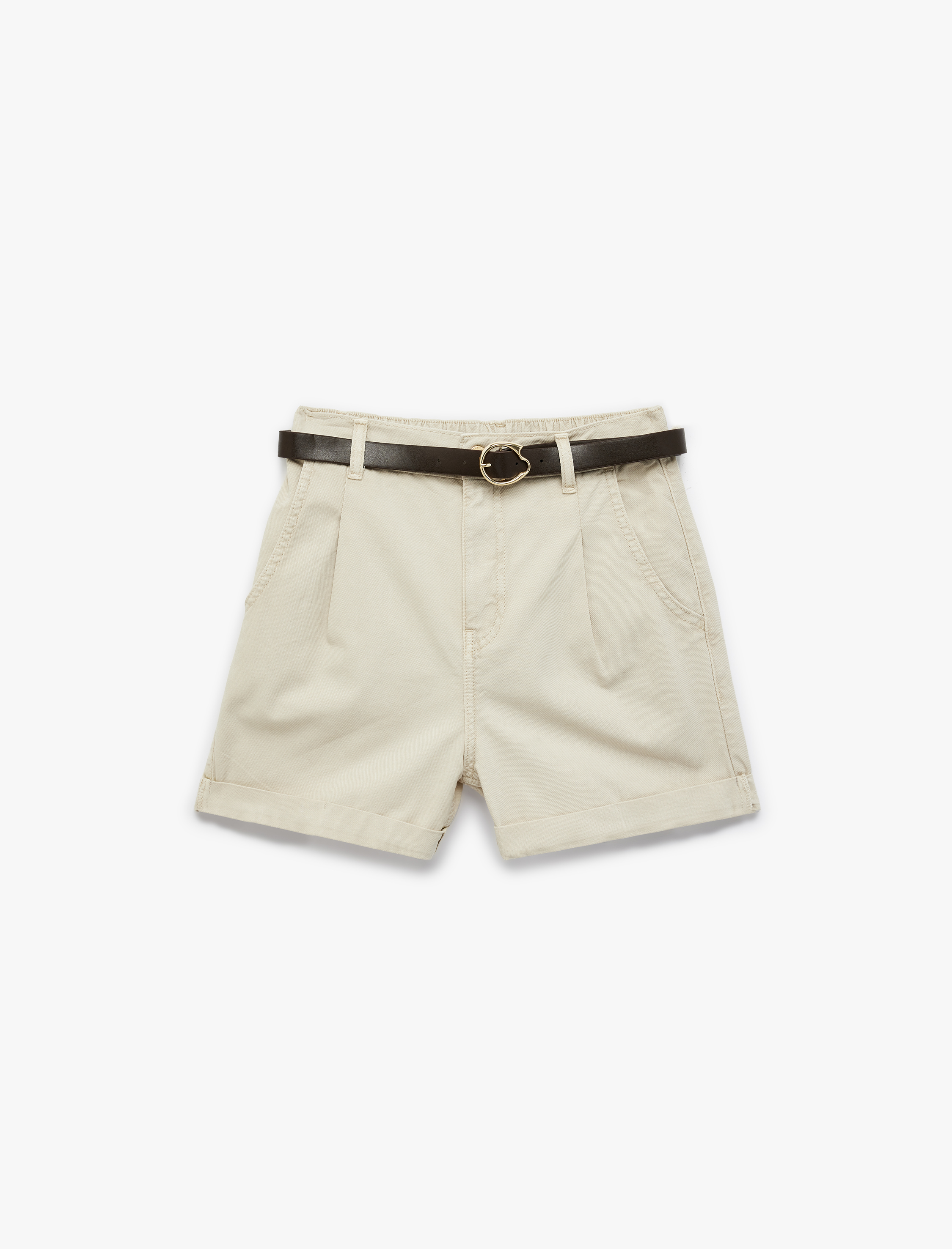   Pamuklu Rahat Kalıp Cepli Kemer Detaylı Mini Şort