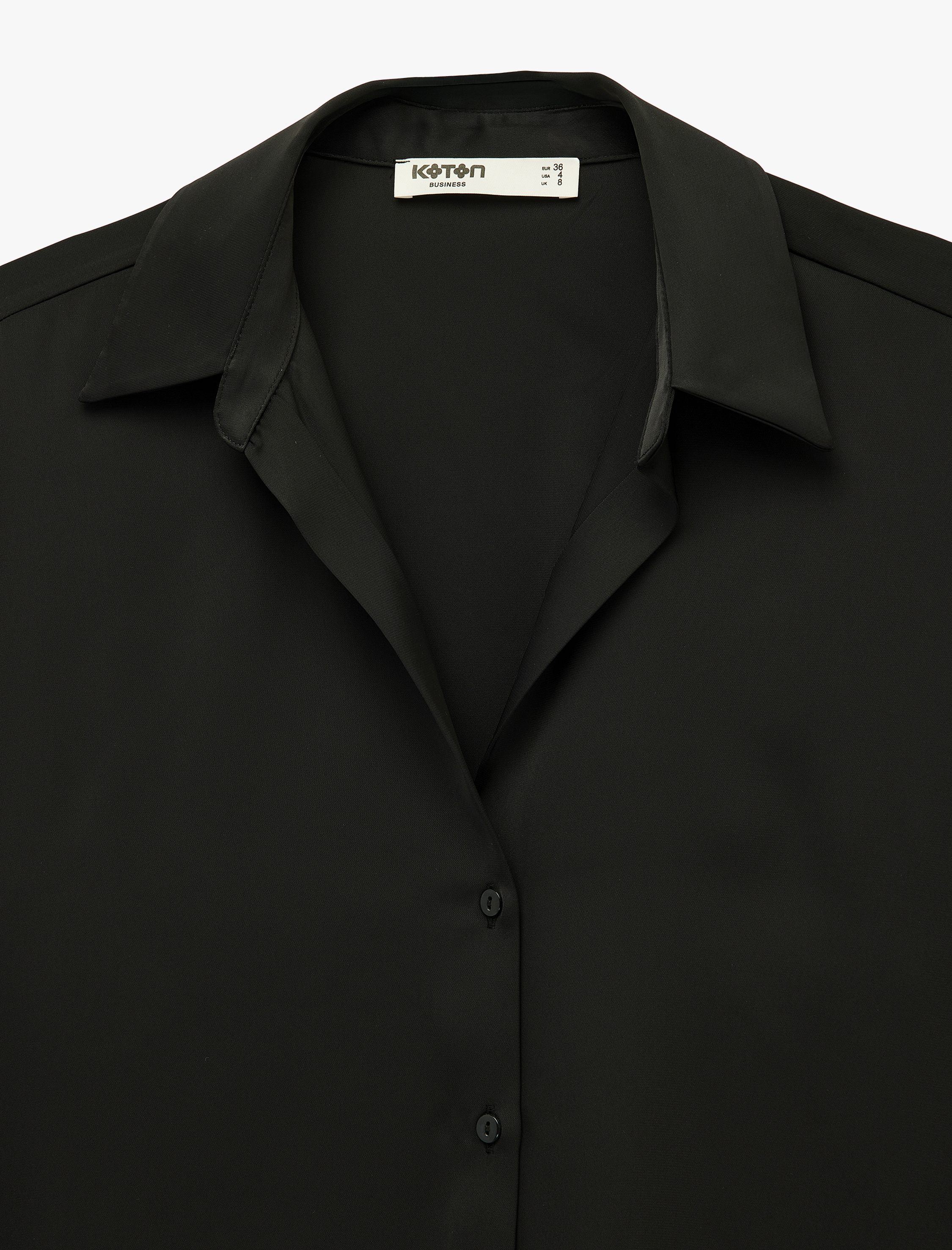   Klasik Yaka Uzun Kollu Rahat Kalıp Düğmeli Saten Gömlek