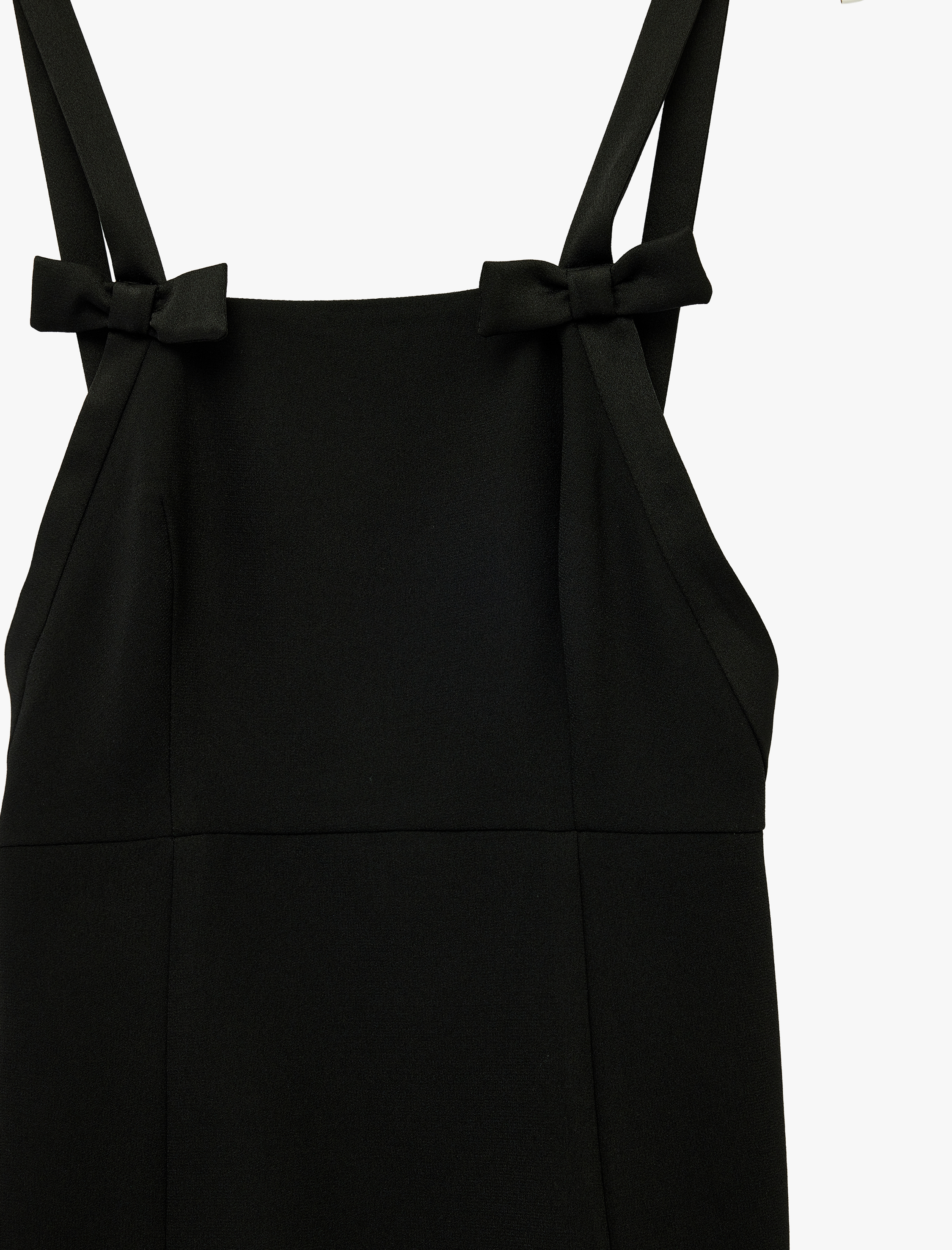   Kare Yaka Kalın Askılı Fiyonklu Saten Bodycon Mini Abiye Elbise