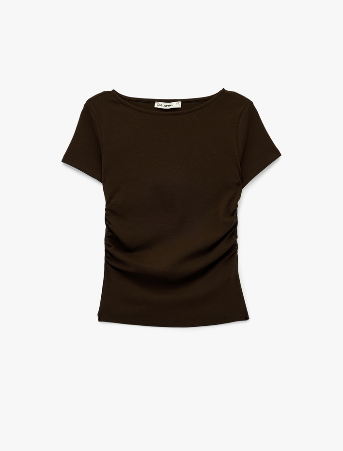  Slim Fit Drapeli Kısa Kollu Kayık Yaka Tişört