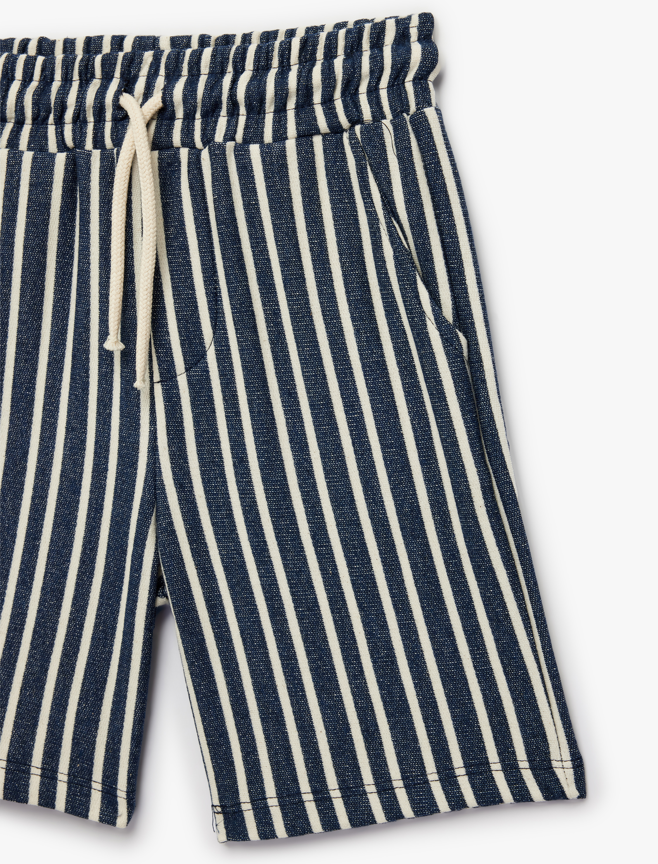  Erkek Bebek Beli Lastikli Cep Detaylı Çizgili Şort