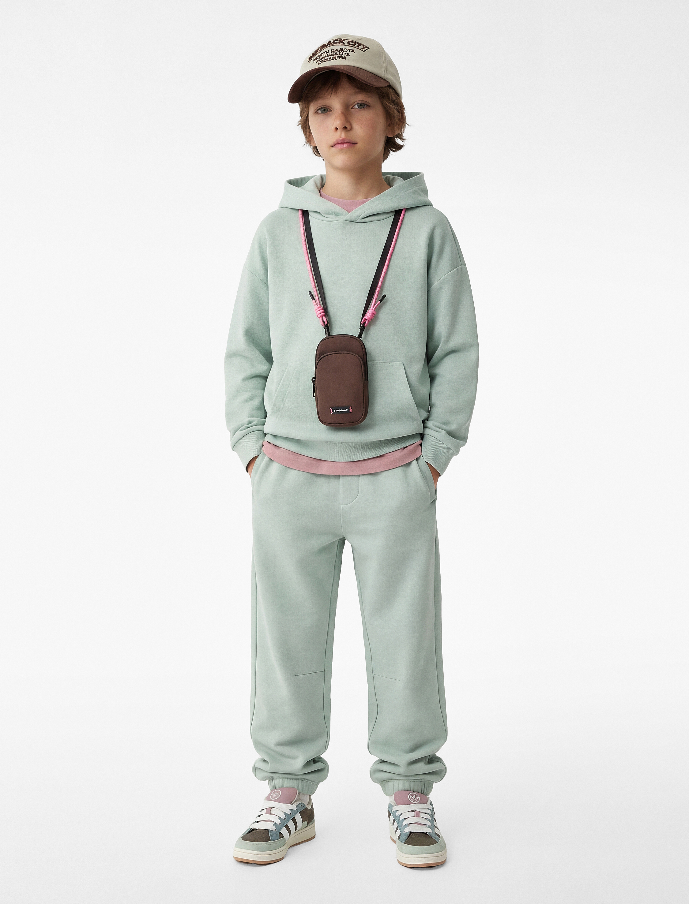  Erkek Çocuk Kanguru Cepli Uzun Kollu Oversize Basic Kapşonlu Sweatshirt