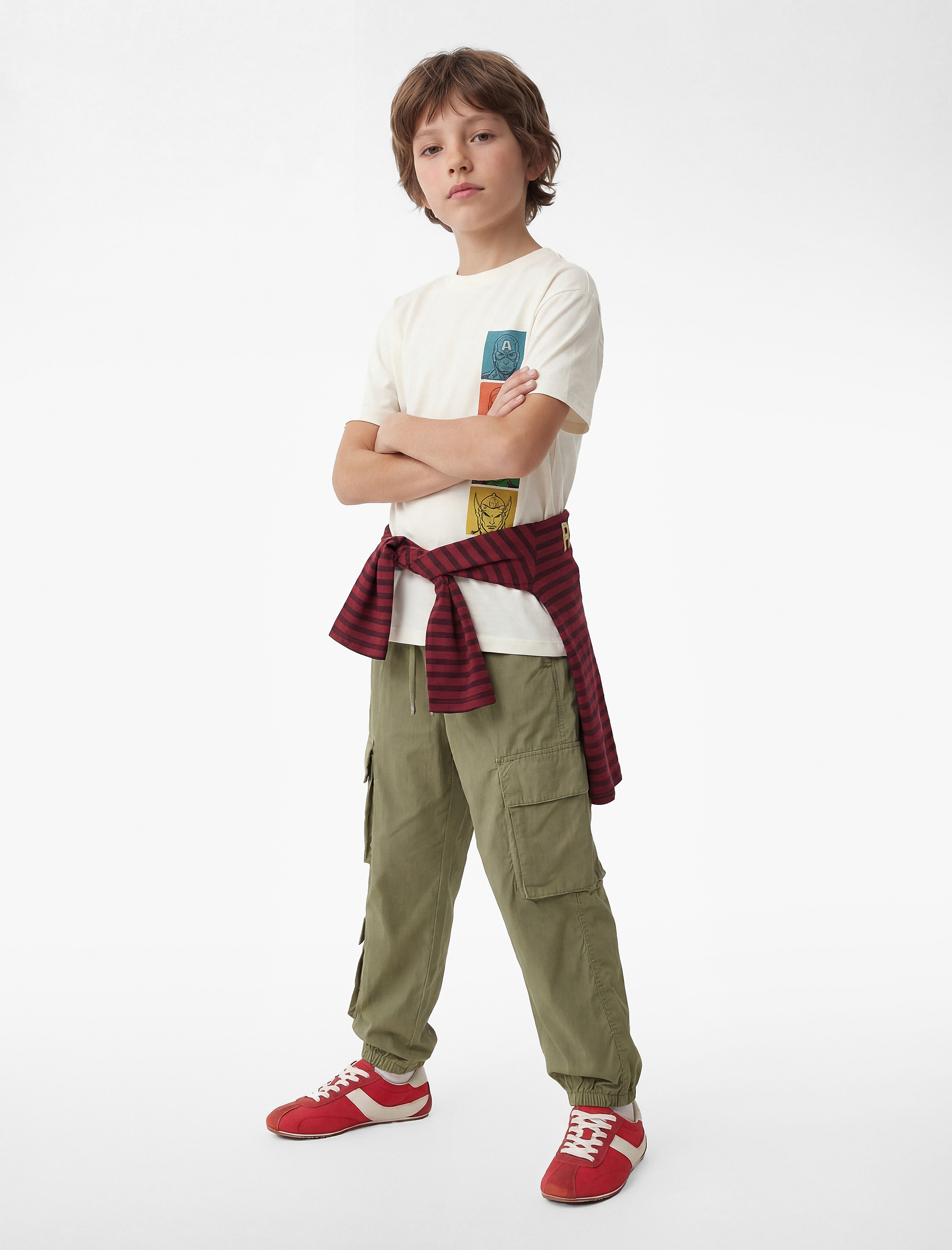  Erkek Çocuk Marvel Baskılı Kısa Kollu Bisiklet Yaka Pamuklu Lisanslı Tişört