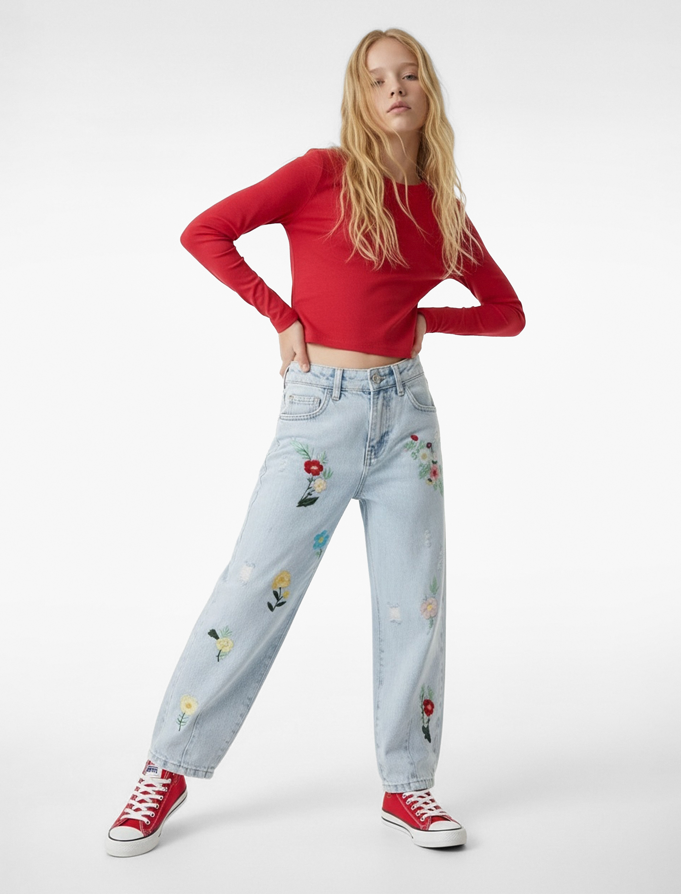  Kız Çocuk Pamuklu Yüksek Bel Çiçek İşlemeli Loose Fit Jean Pantolon