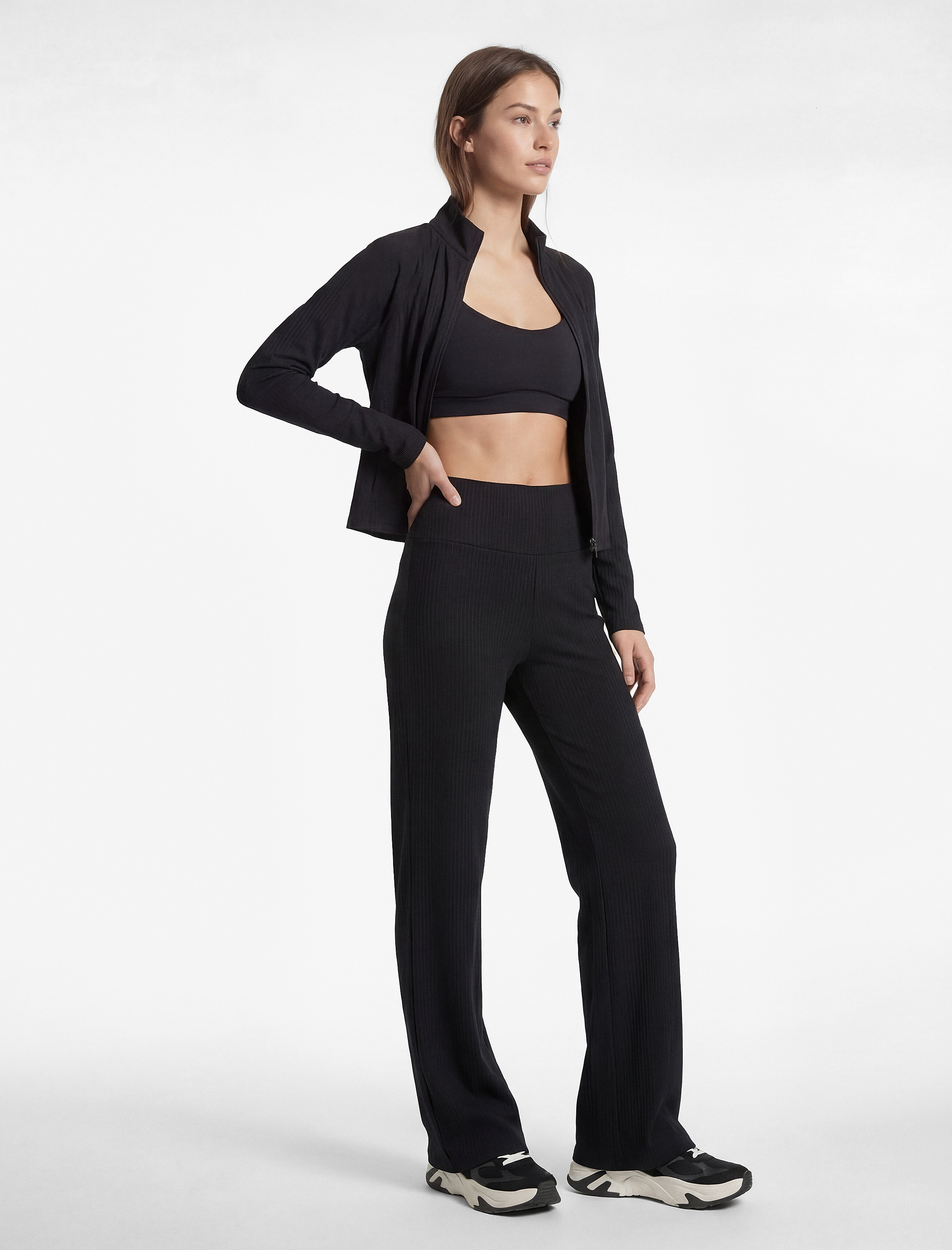   Uzun Kollu Fermuarlı Slim Fit Spor Tişört