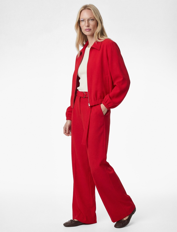  Krep Kumaş Cepli Uzun Kollu Fermuarlı Bomber Ceket